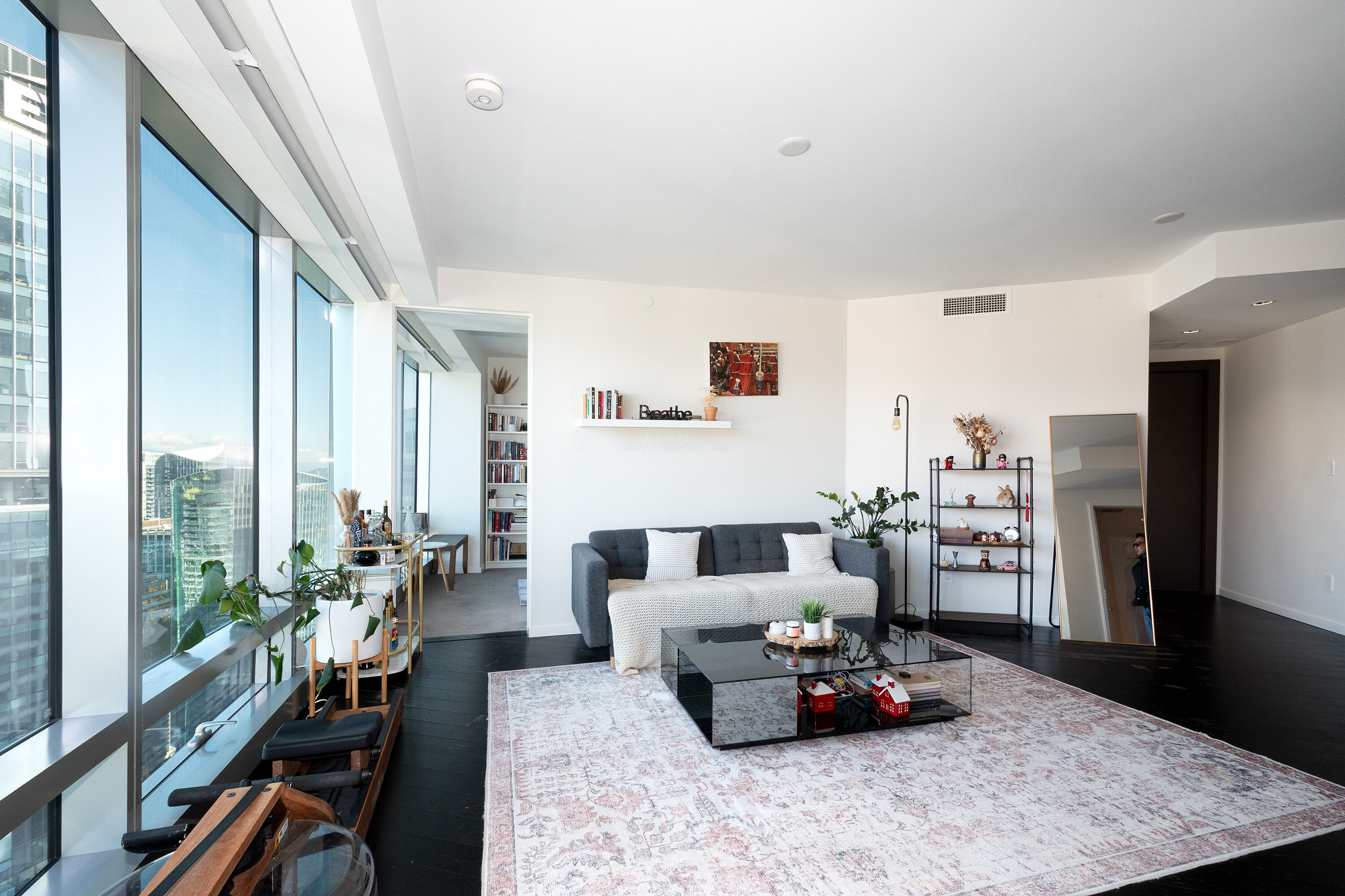 1151 Georgia Street W  4205