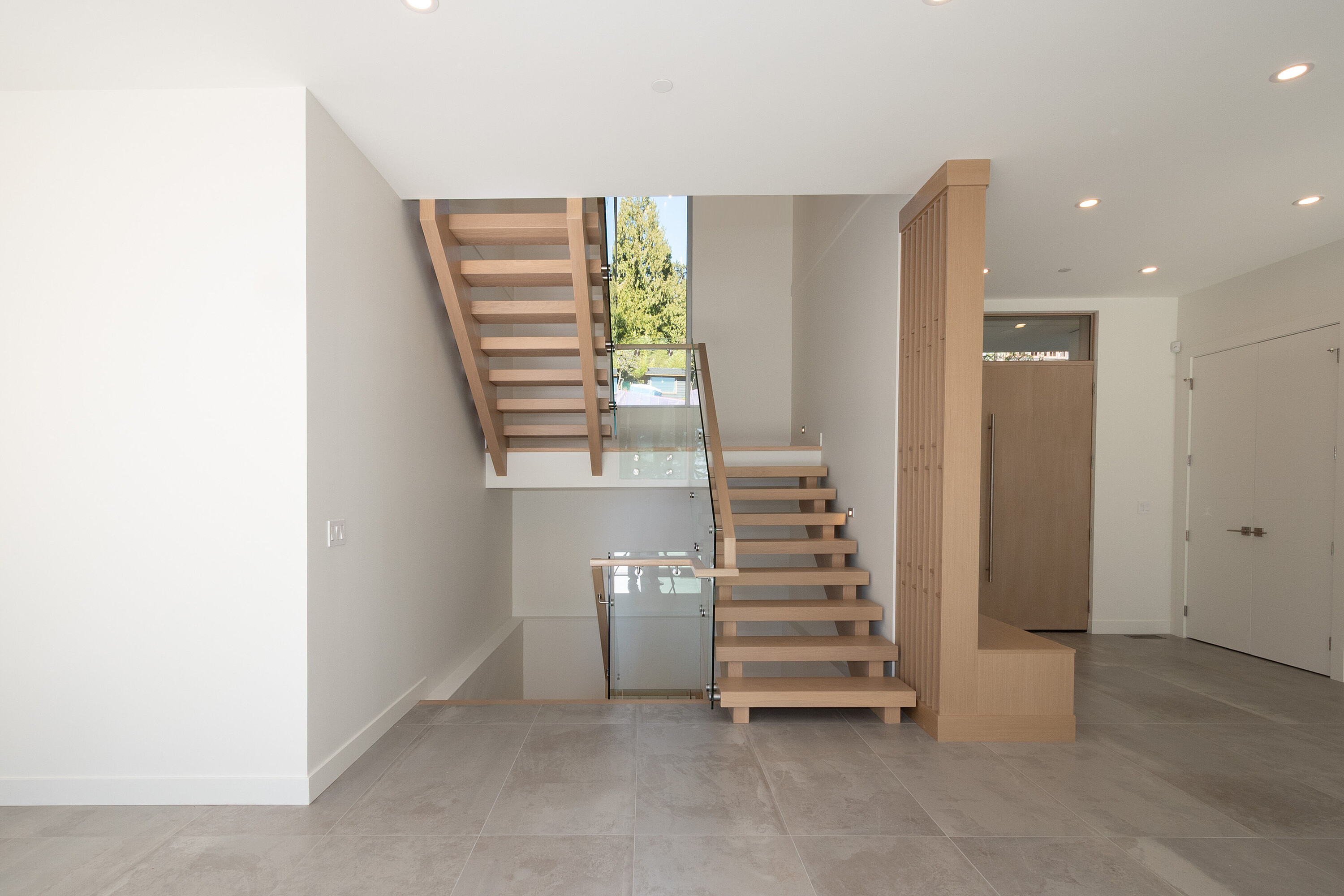 4437 Piccadilly North