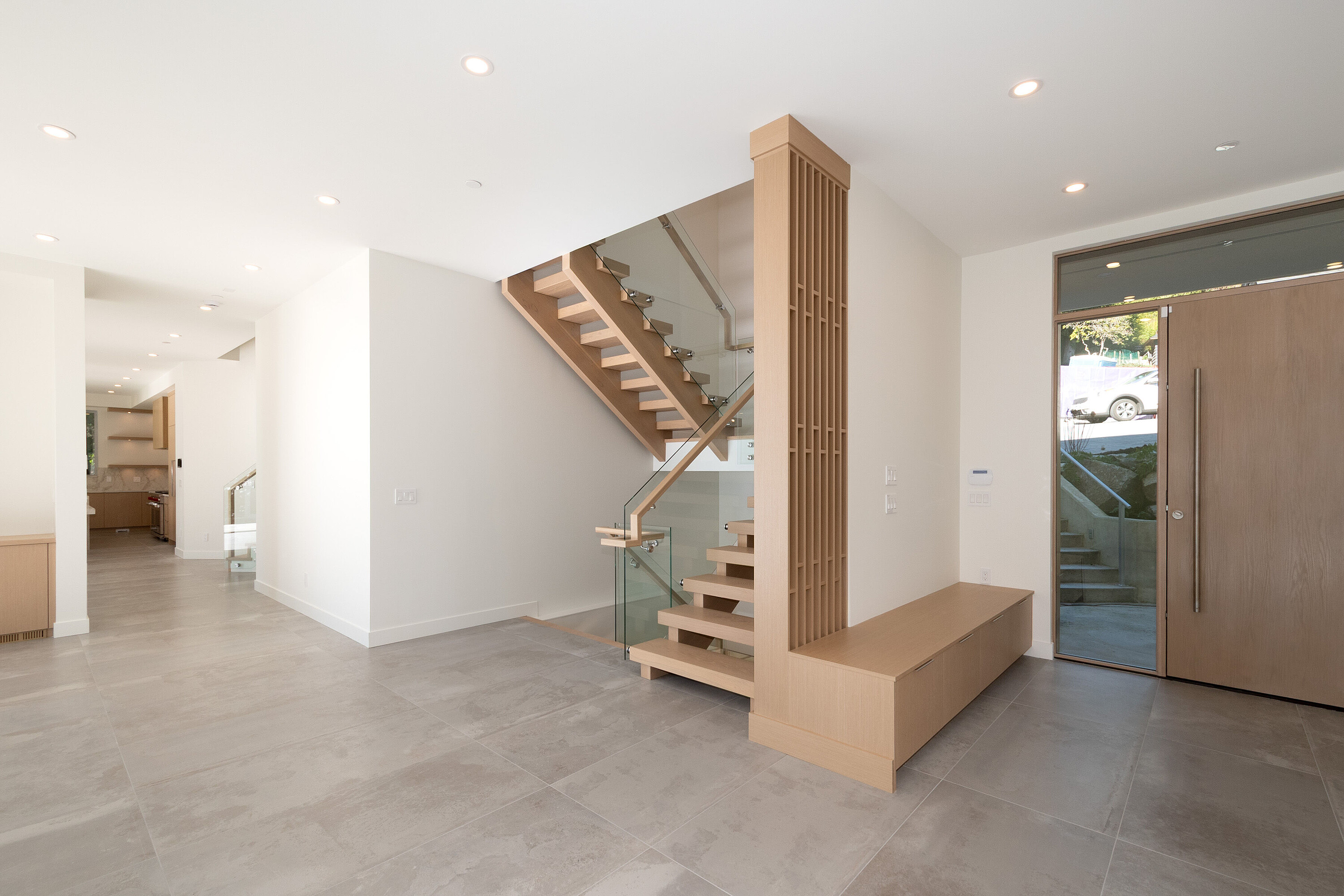 4437 Piccadilly North