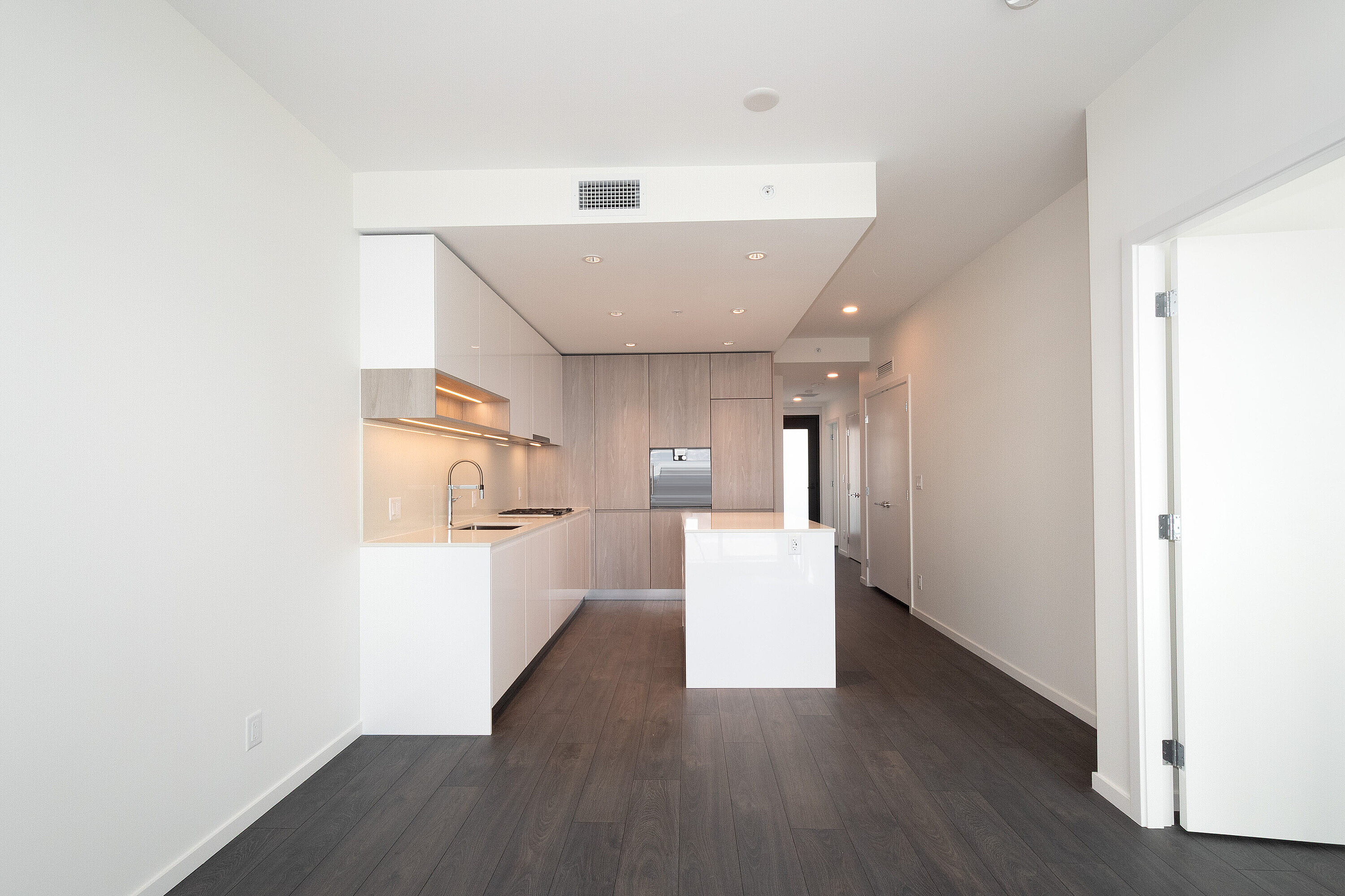 6600 Minoru Boulevard  1021