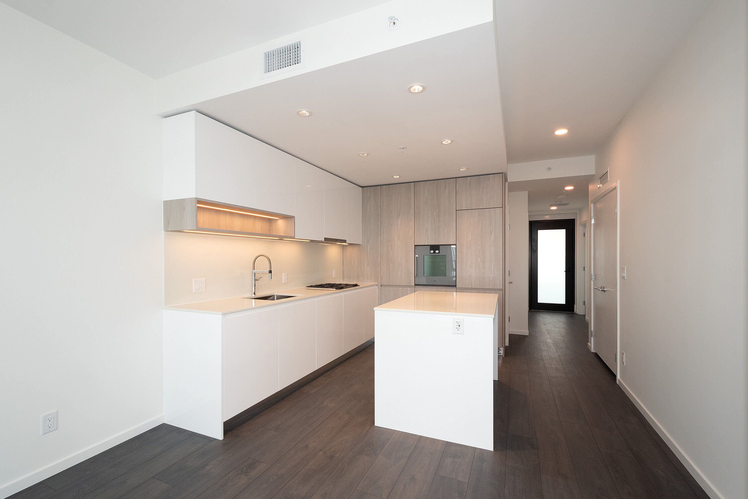 6600 Minoru Boulevard  1021