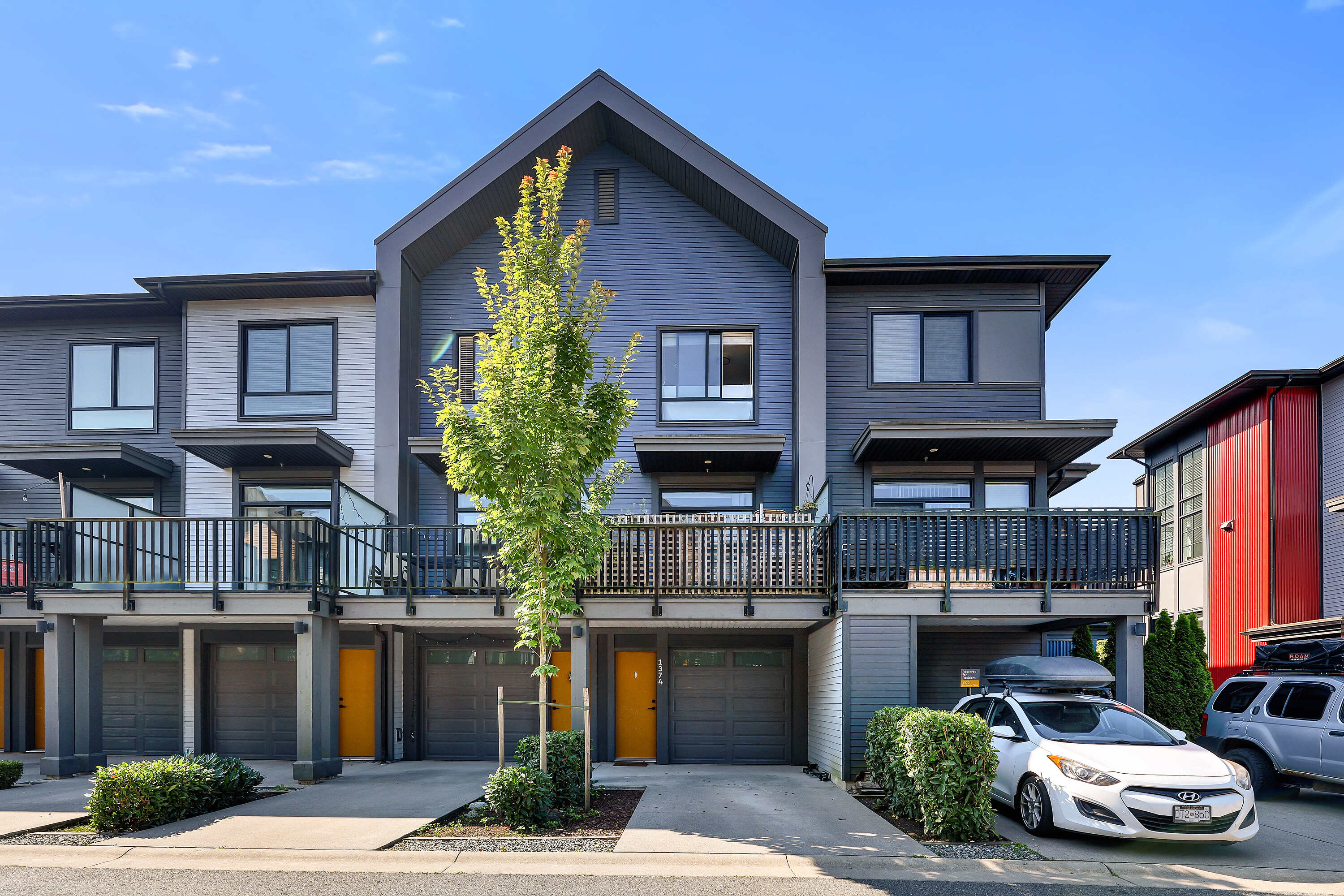 1374 Marinaside Place