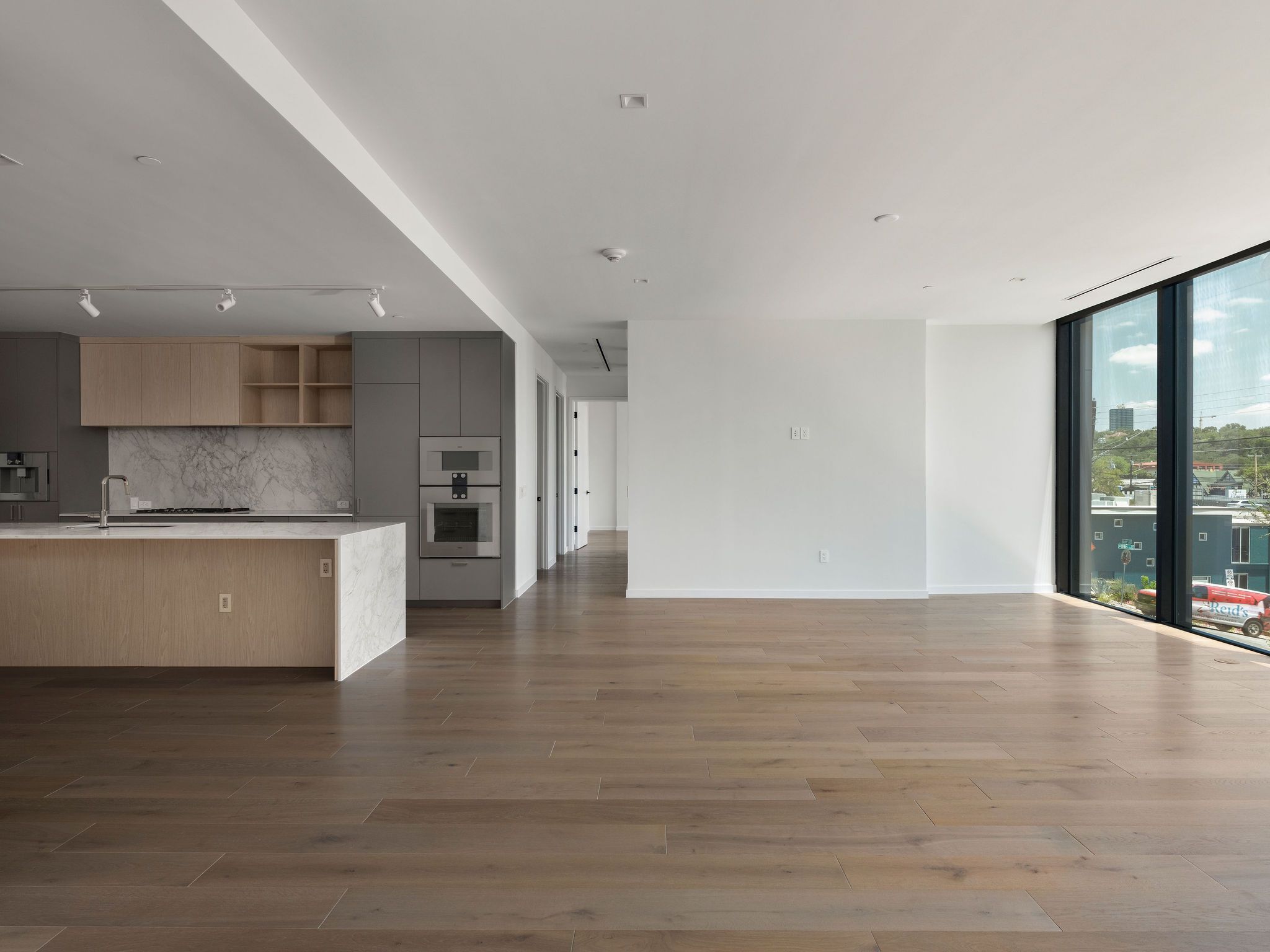 1006 Baylor Street 203
