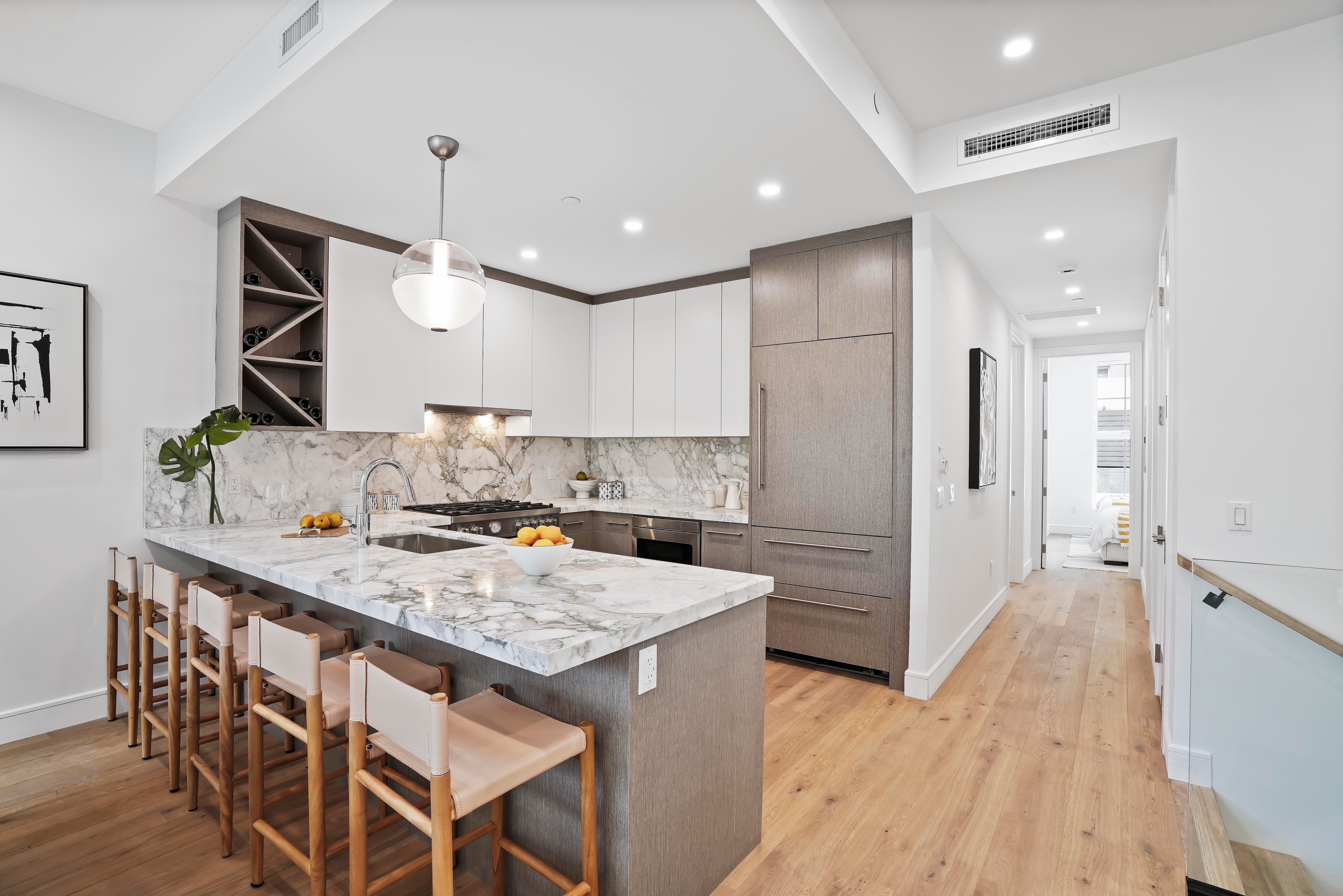1712 10th Ave. 1b 