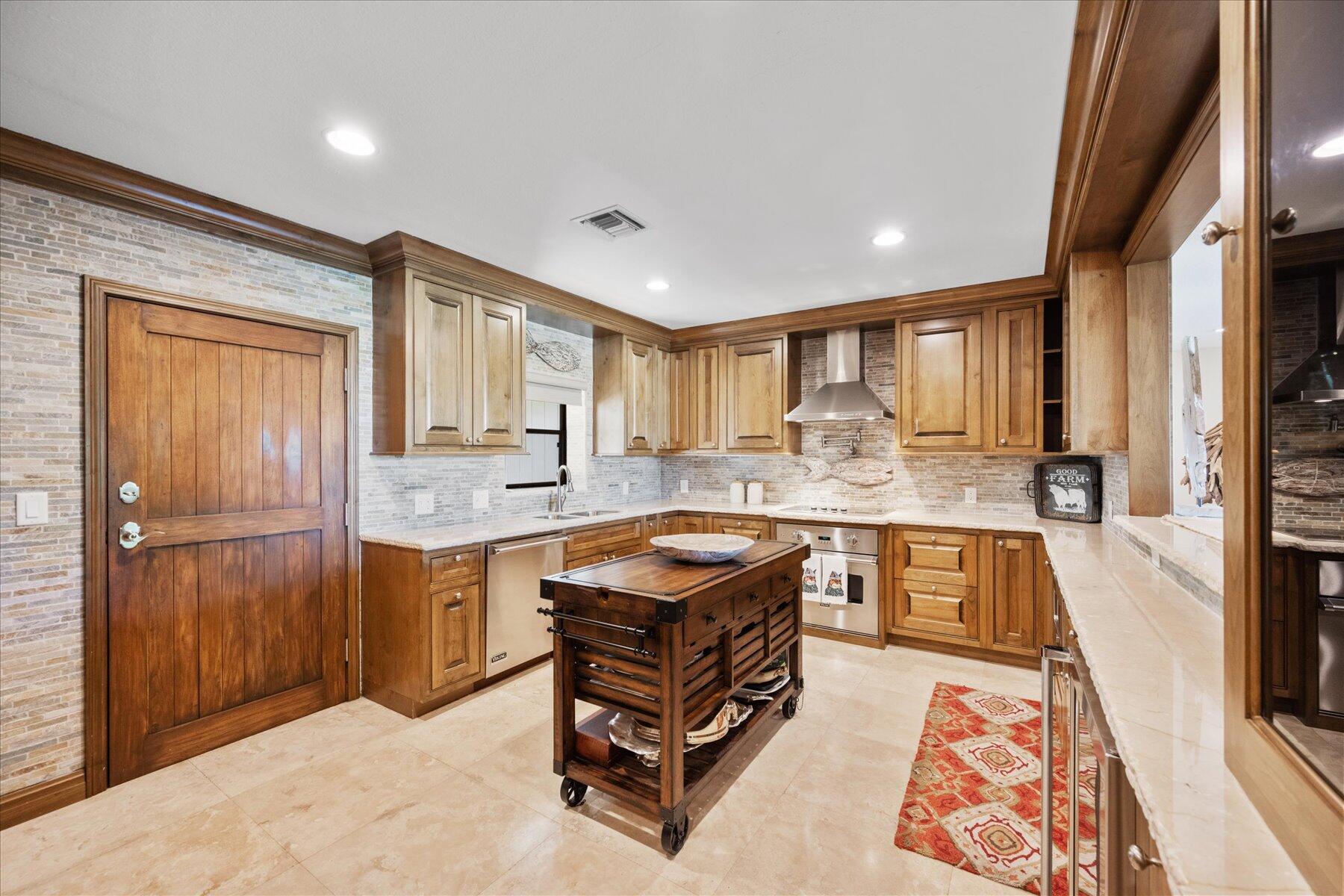 2785 Polo Island Drive J301