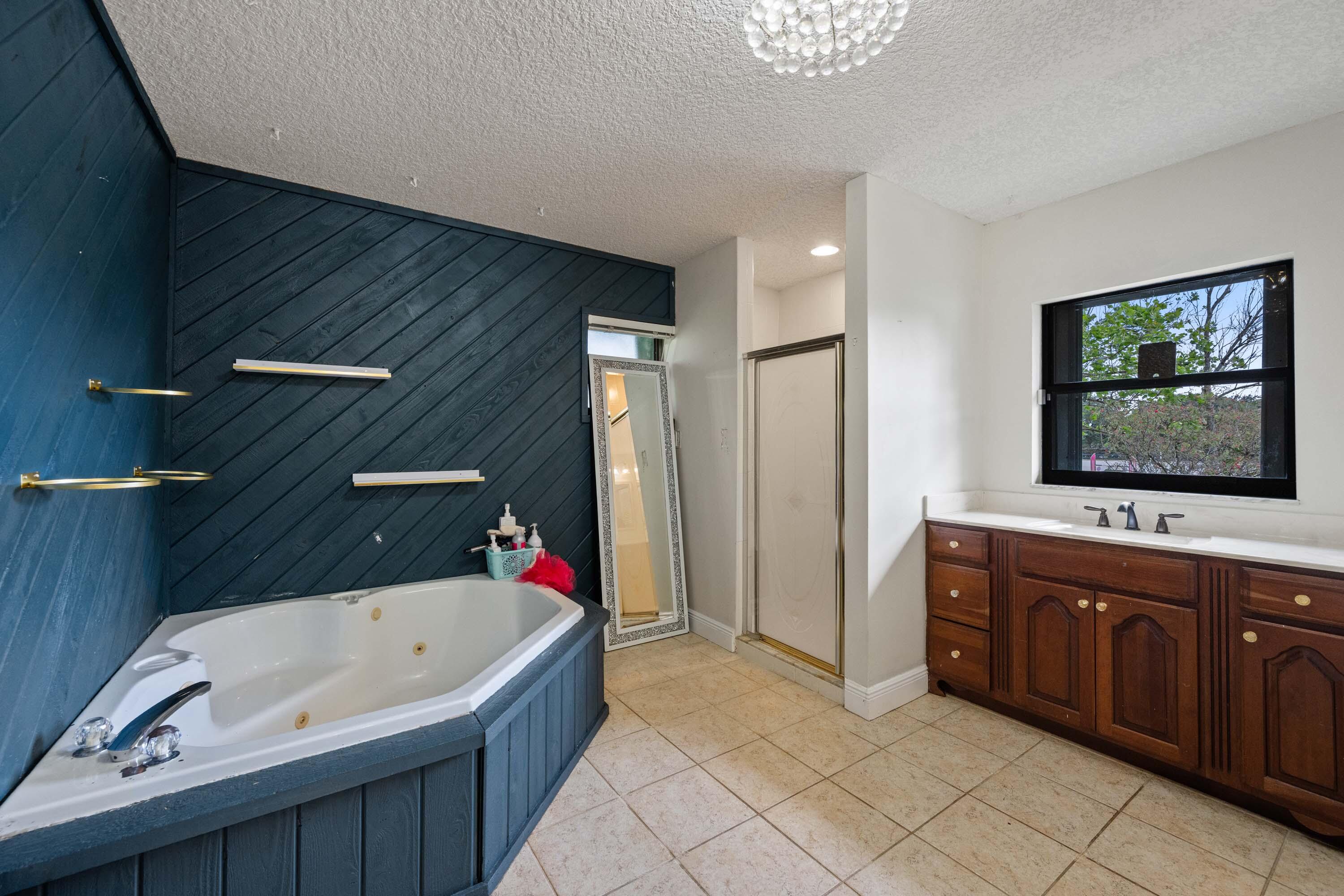 16820 Deer Path Lane