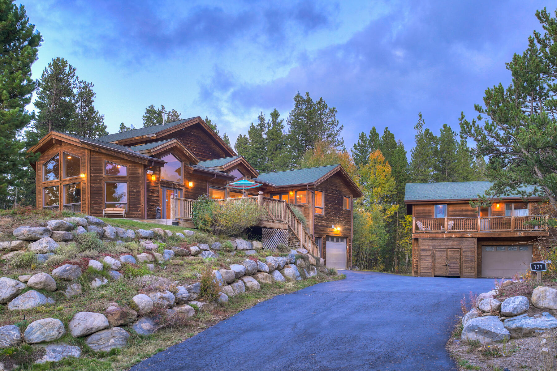 0137 Moonstone Road