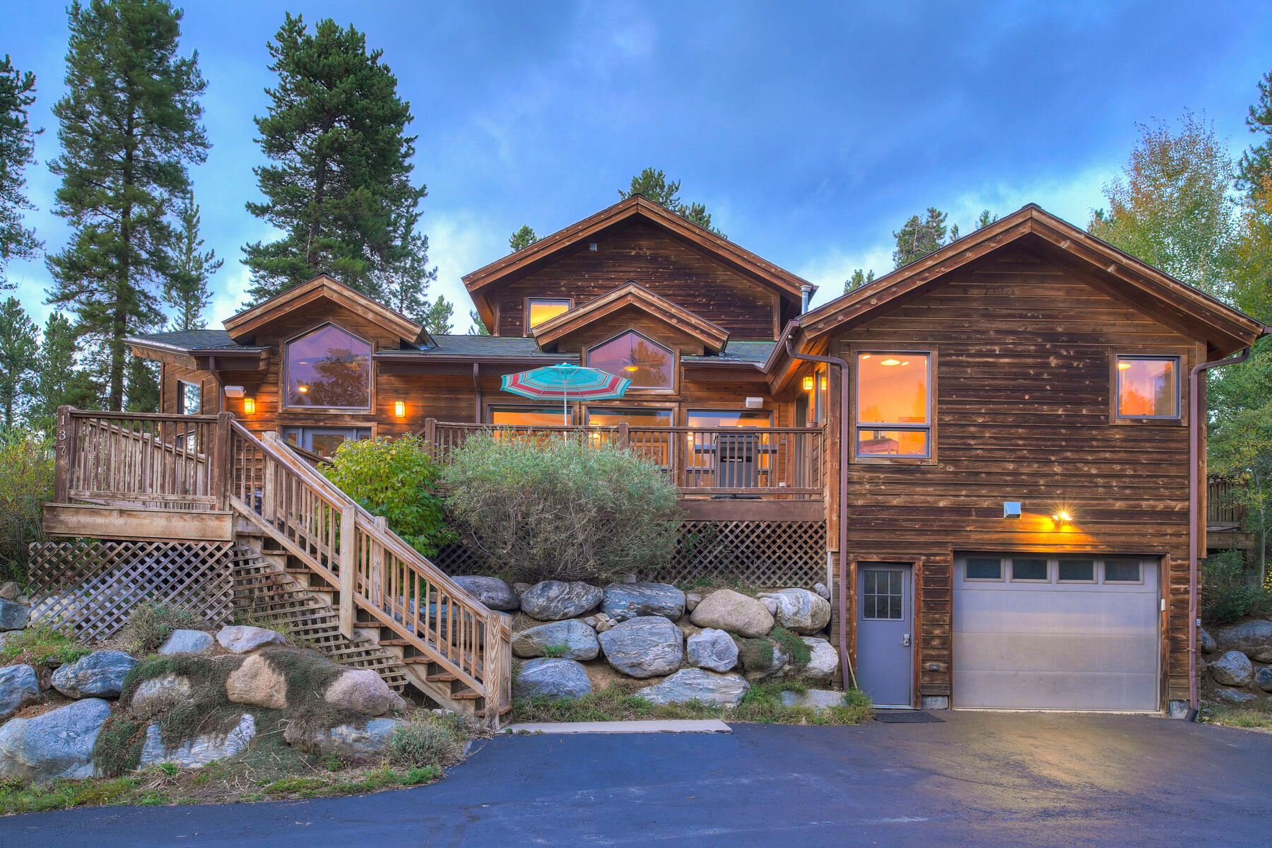 0137 Moonstone Road