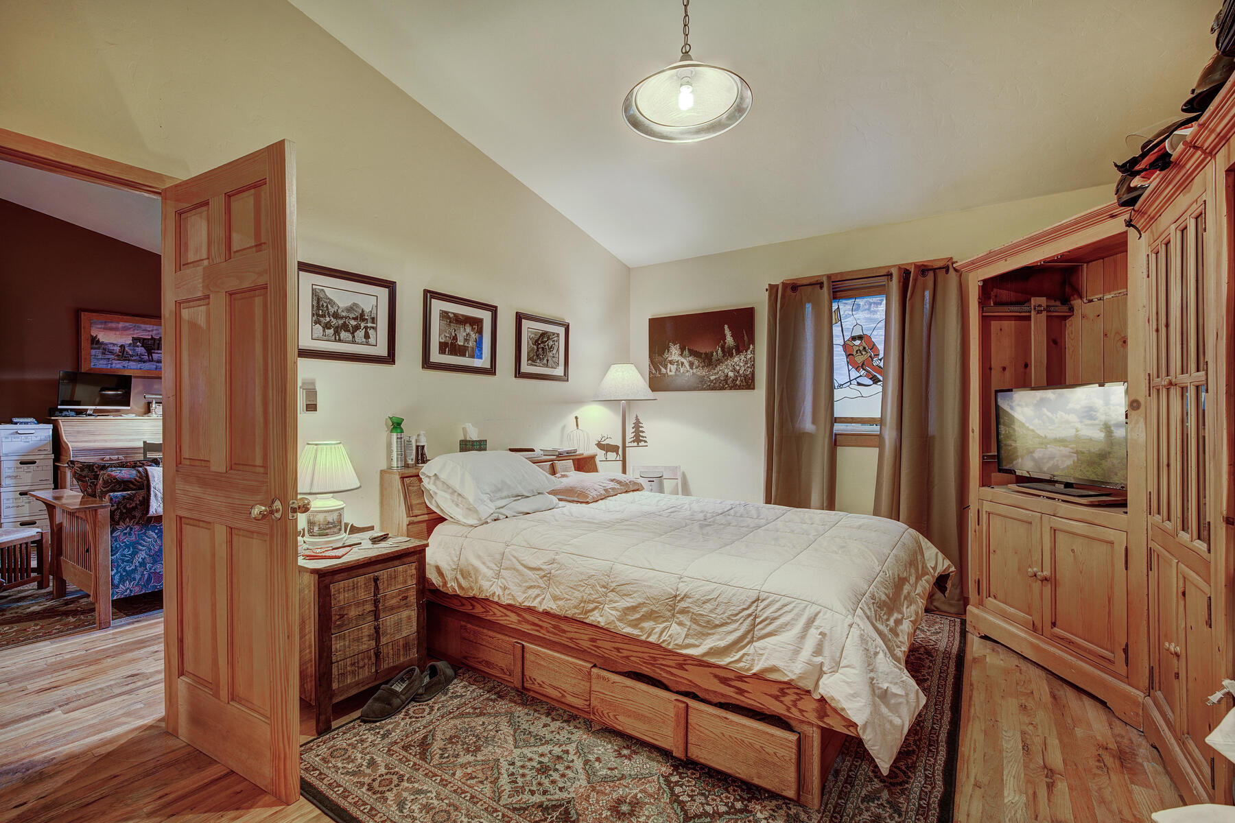 0137 Moonstone Road