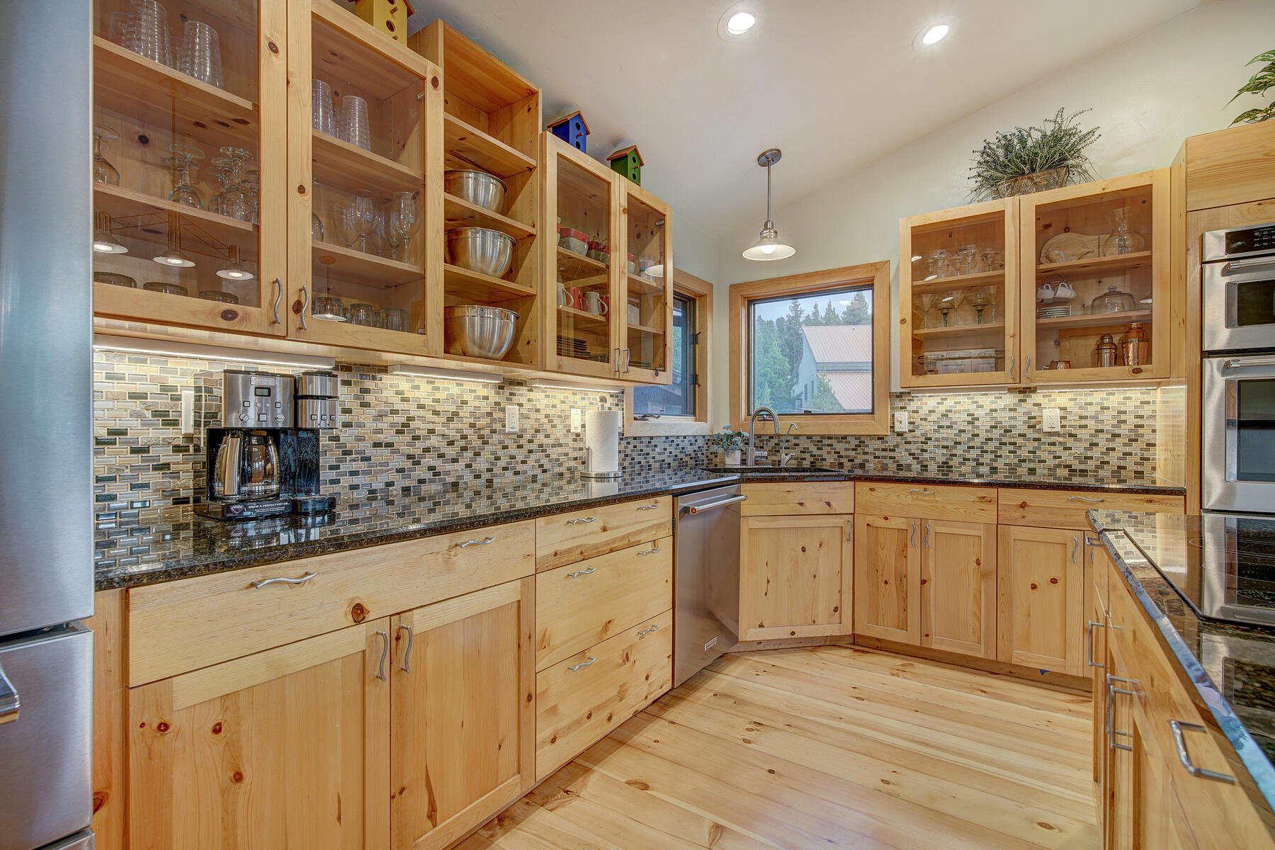 0137 Moonstone Road