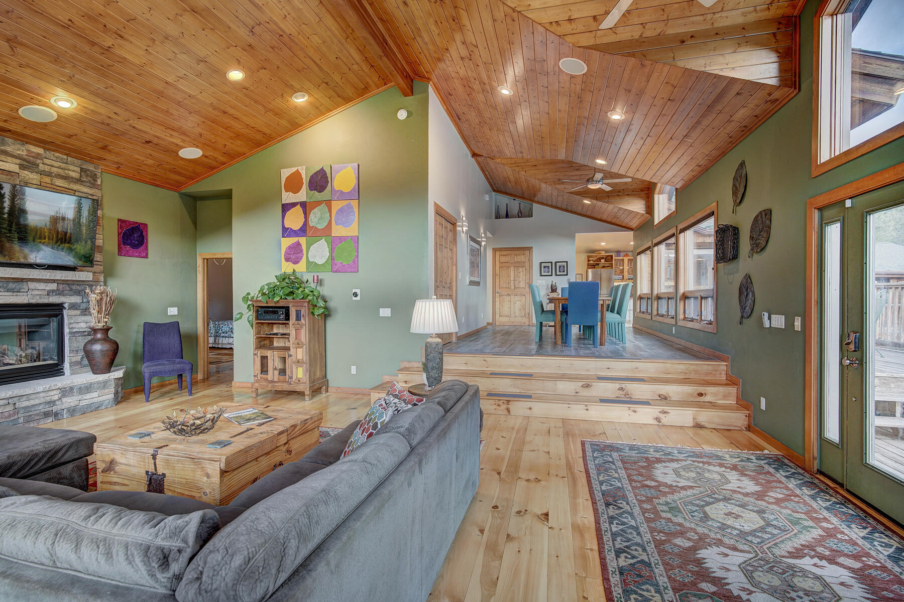 0137 Moonstone Road
