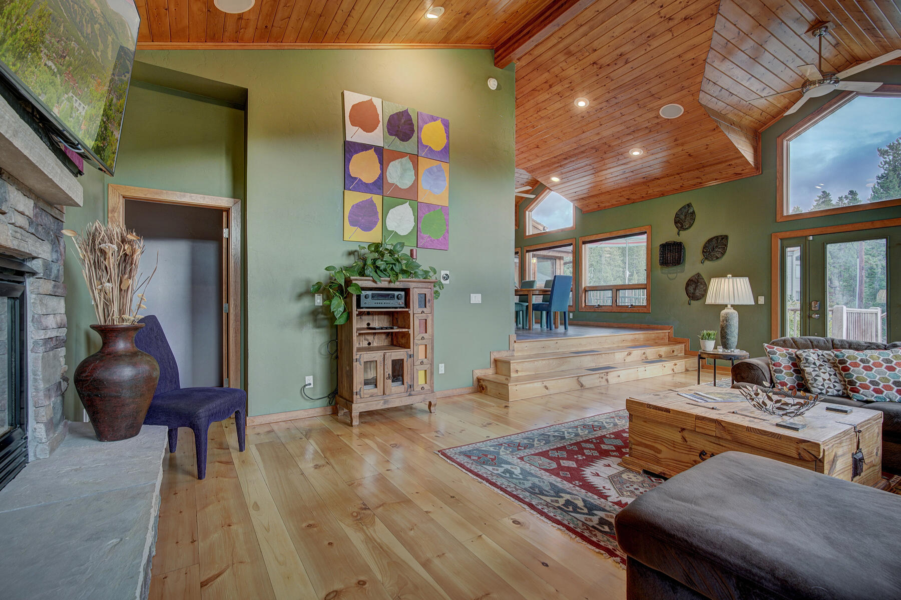 0137 Moonstone Road