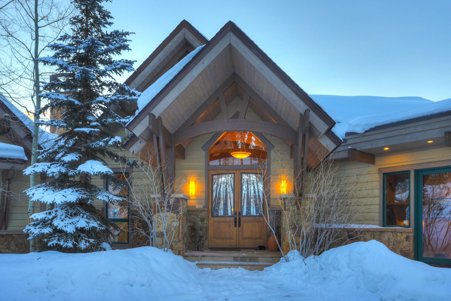 871 Gold Run Road 