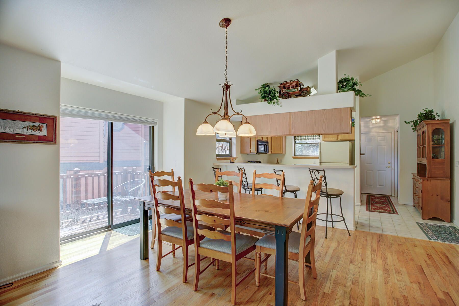 511 Park Forest Drive 
