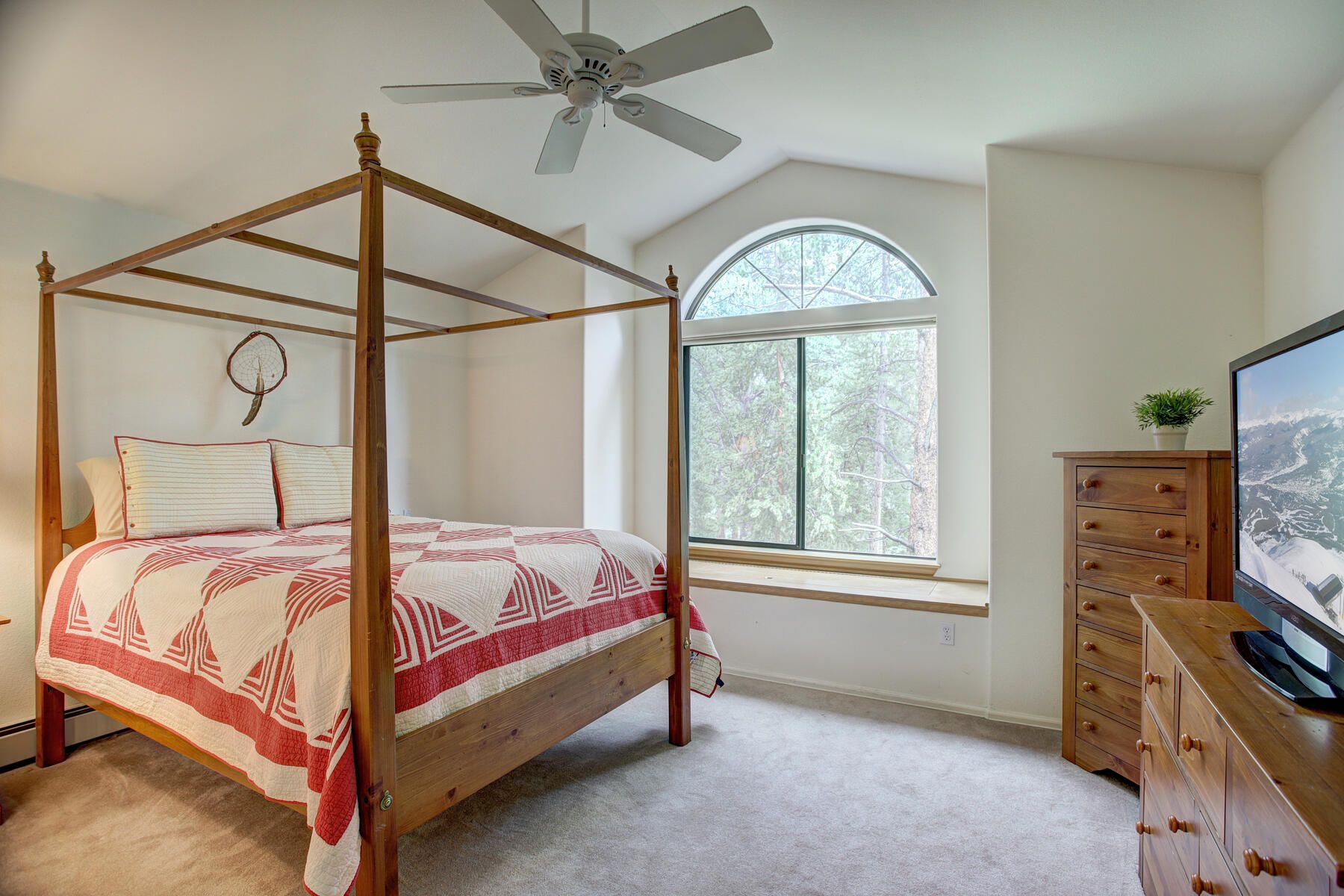511 Park Forest Drive 