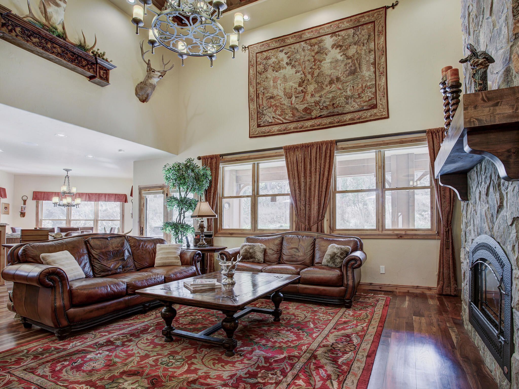 1240 Highlands Drive 