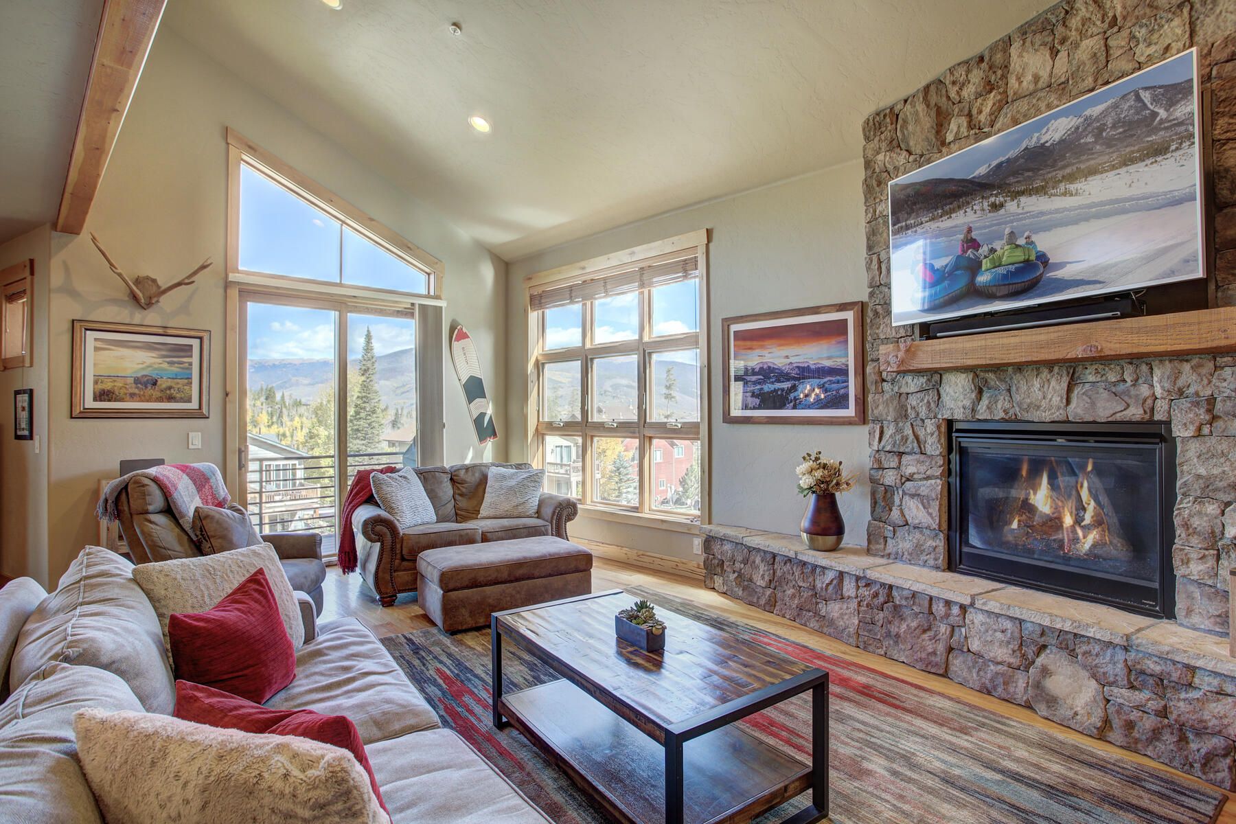 11 Laredo Drive 