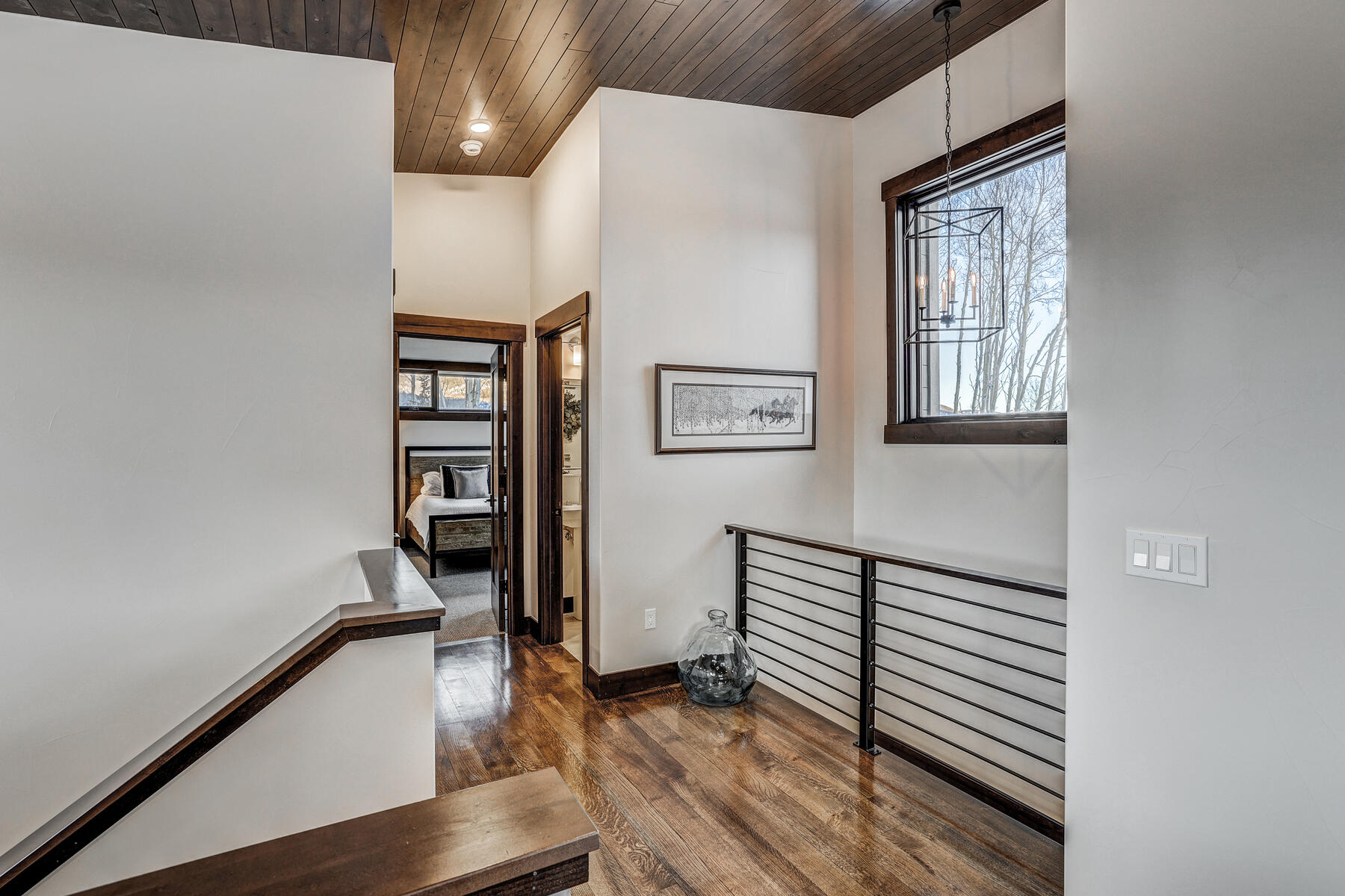 28 West Benjamin Lane