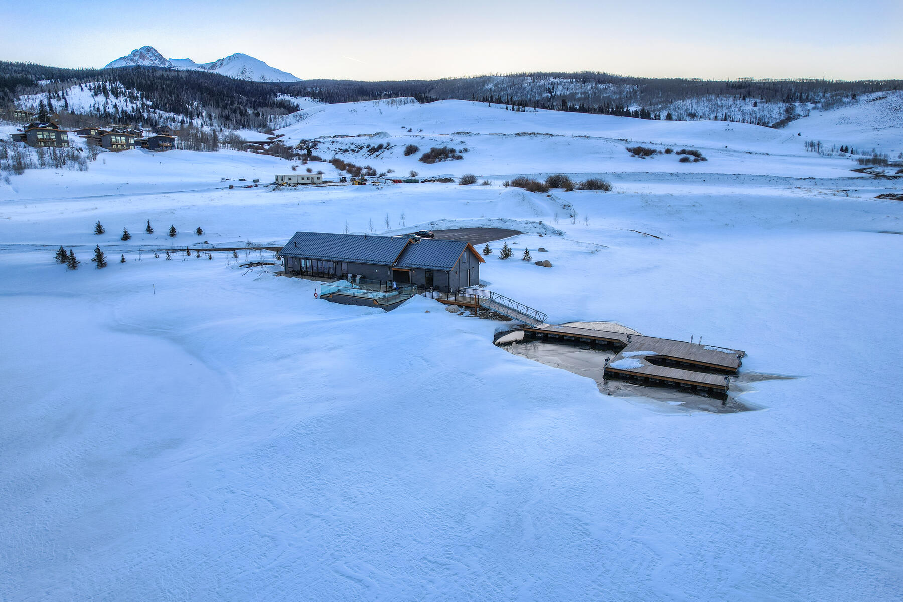 28 West Benjamin Lane