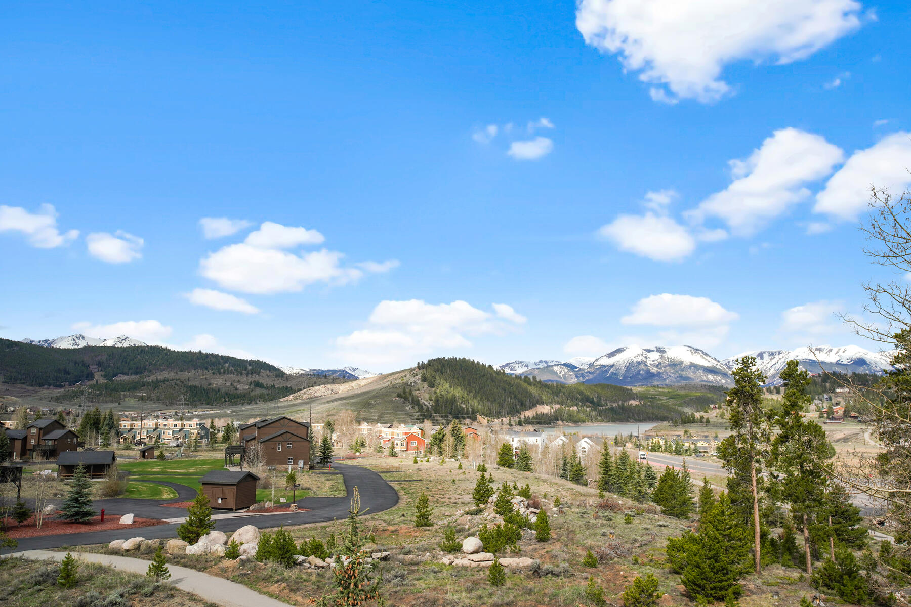 27 Tally Ho Ct Unit# 105