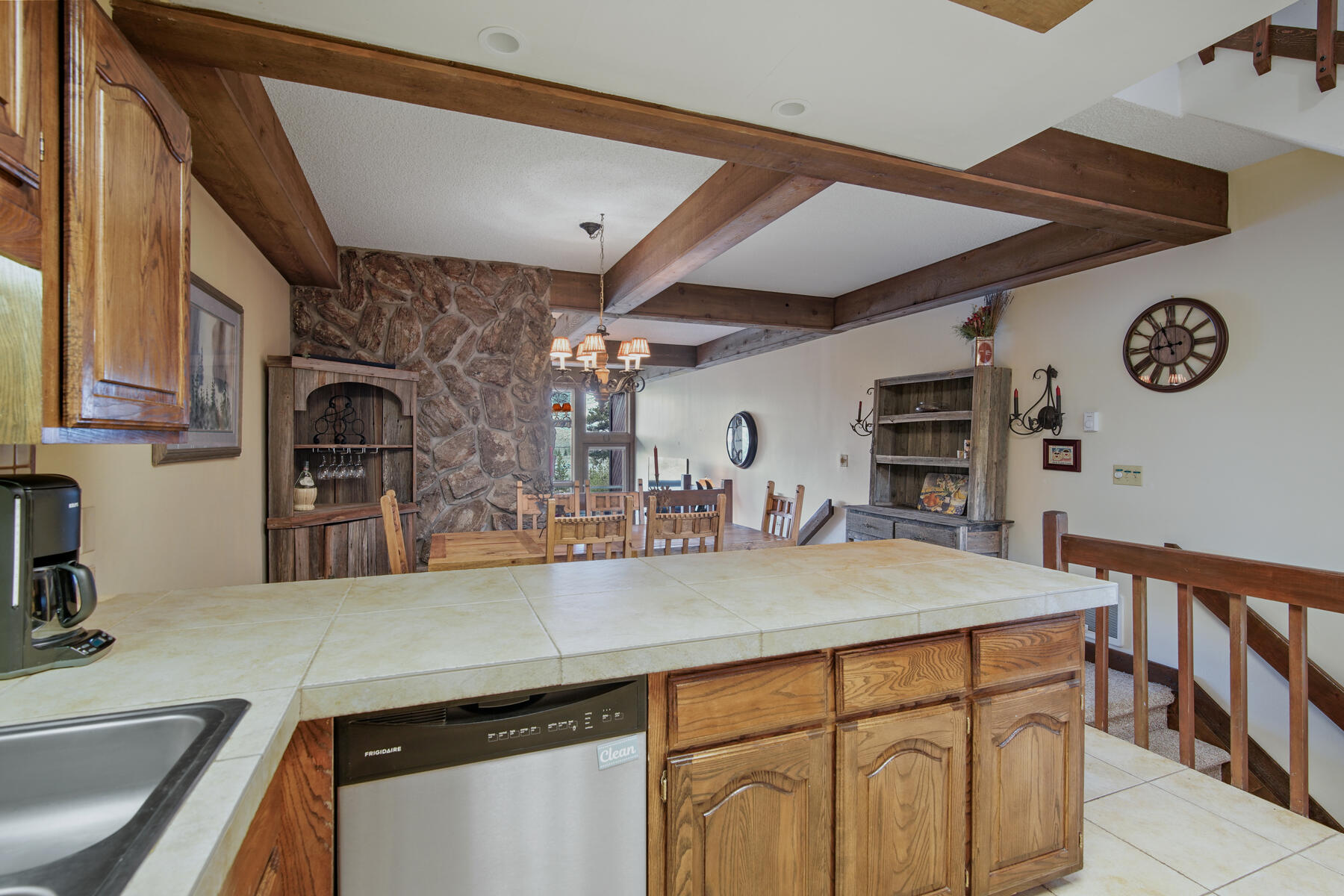 27 Tally Ho Ct Unit# 105