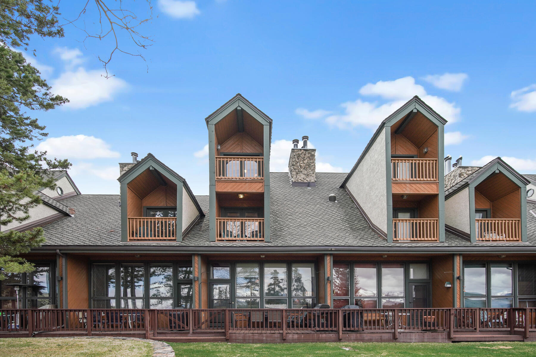 27 Tally Ho Ct Unit# 105