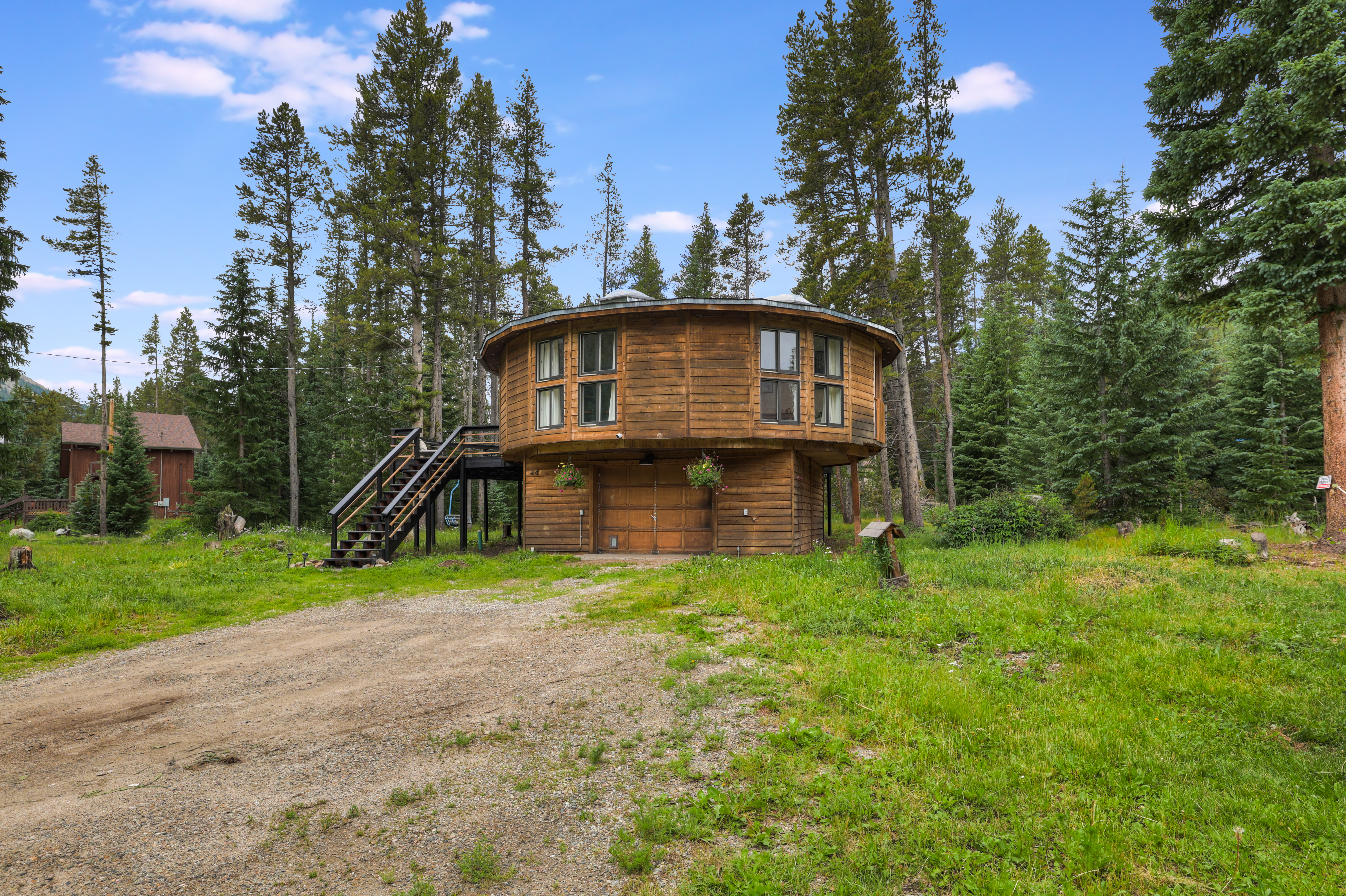 44 Starlit Ln. 
