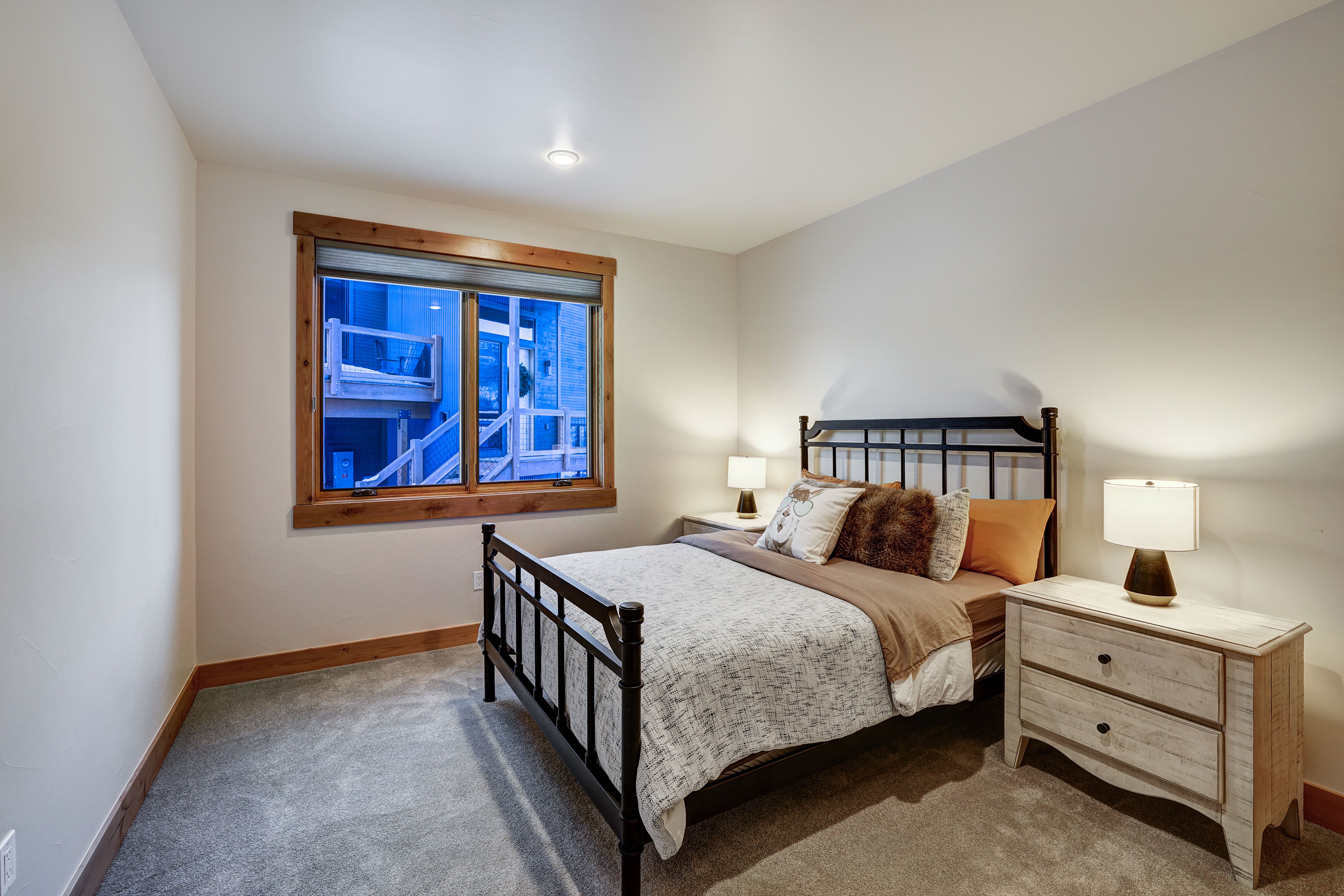 46 W Baron Way 