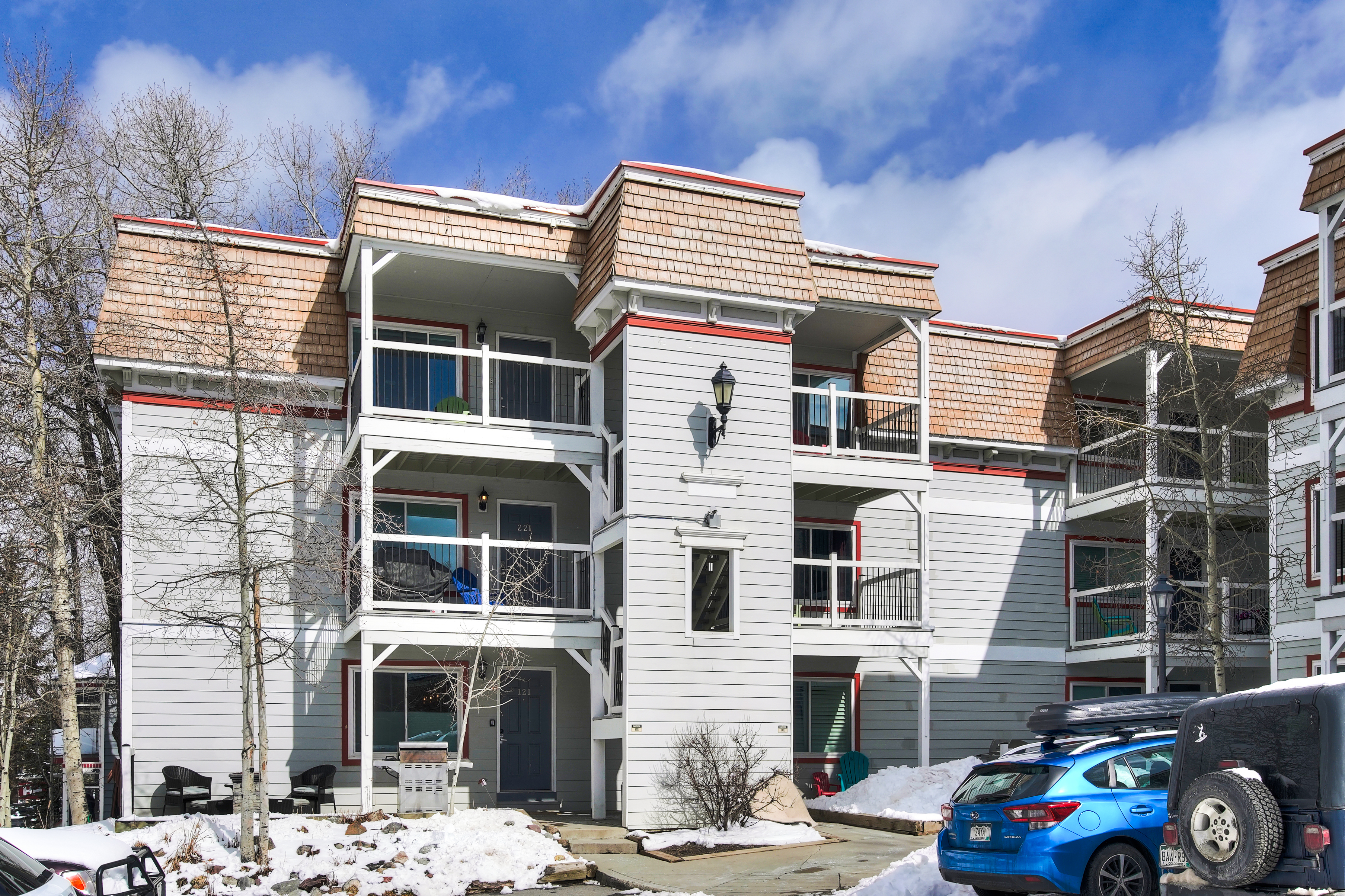 412 S Main Street Unit# 1B1