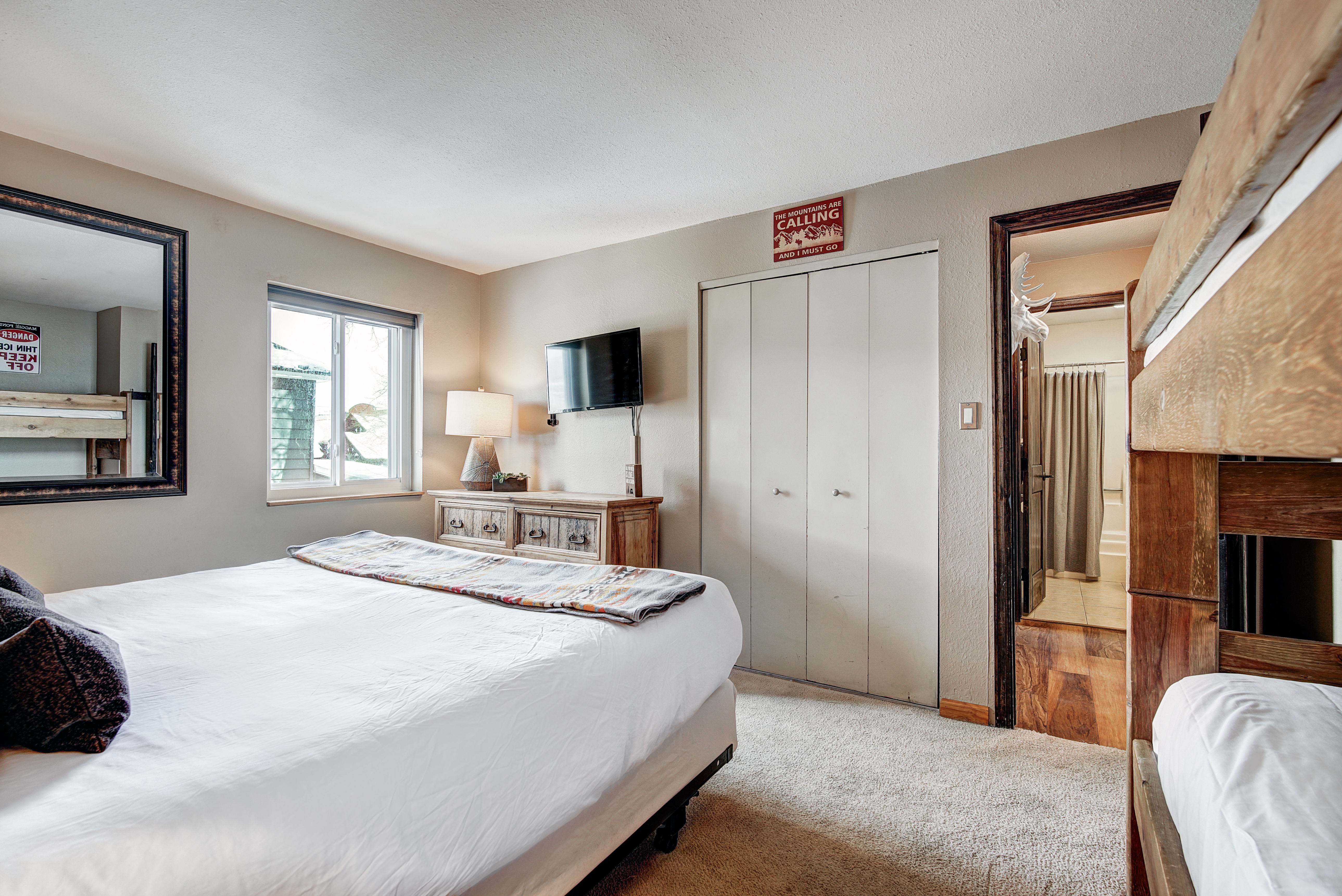 412 S Main Street Unit# 1B1