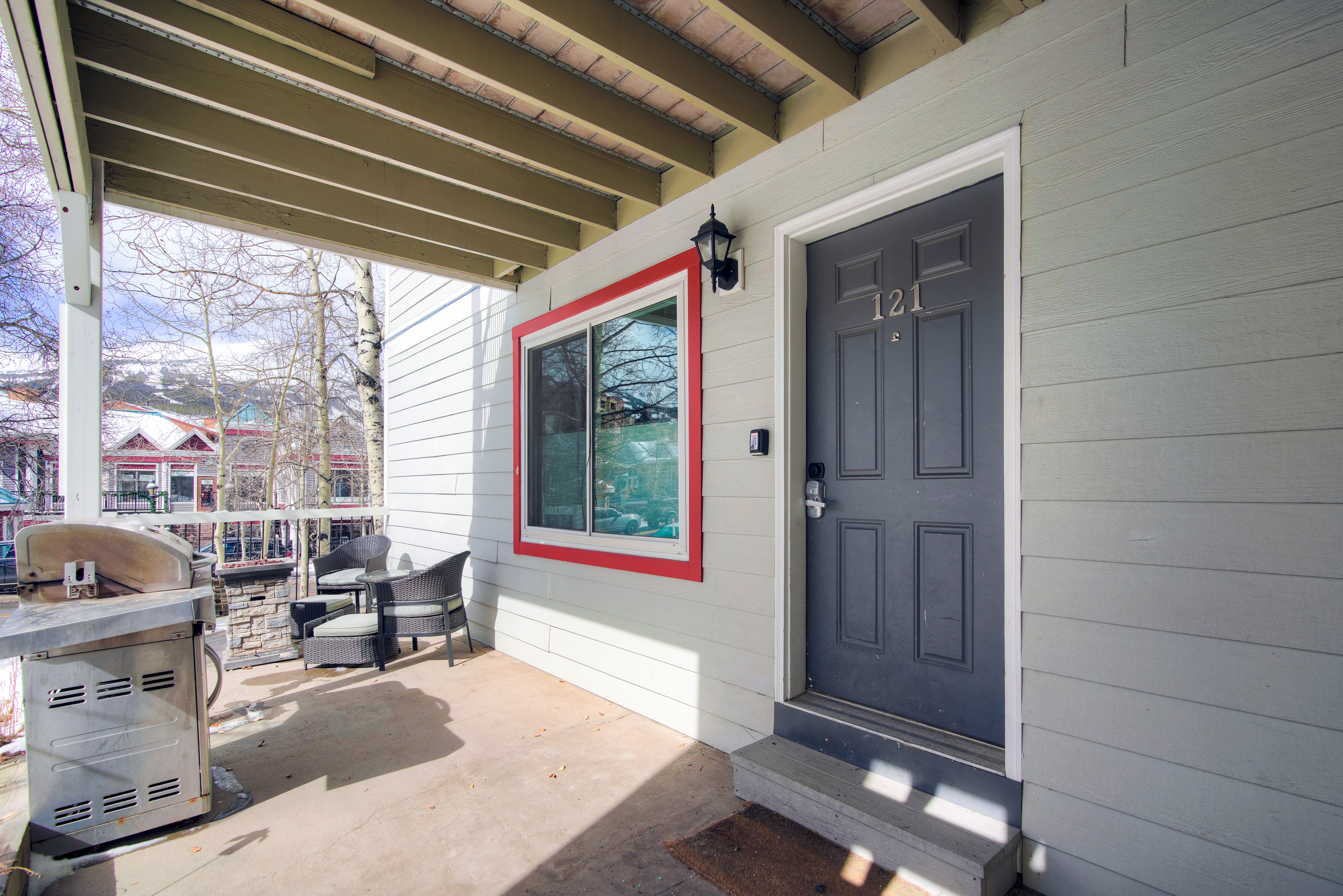 412 S Main Street Unit# 1B1