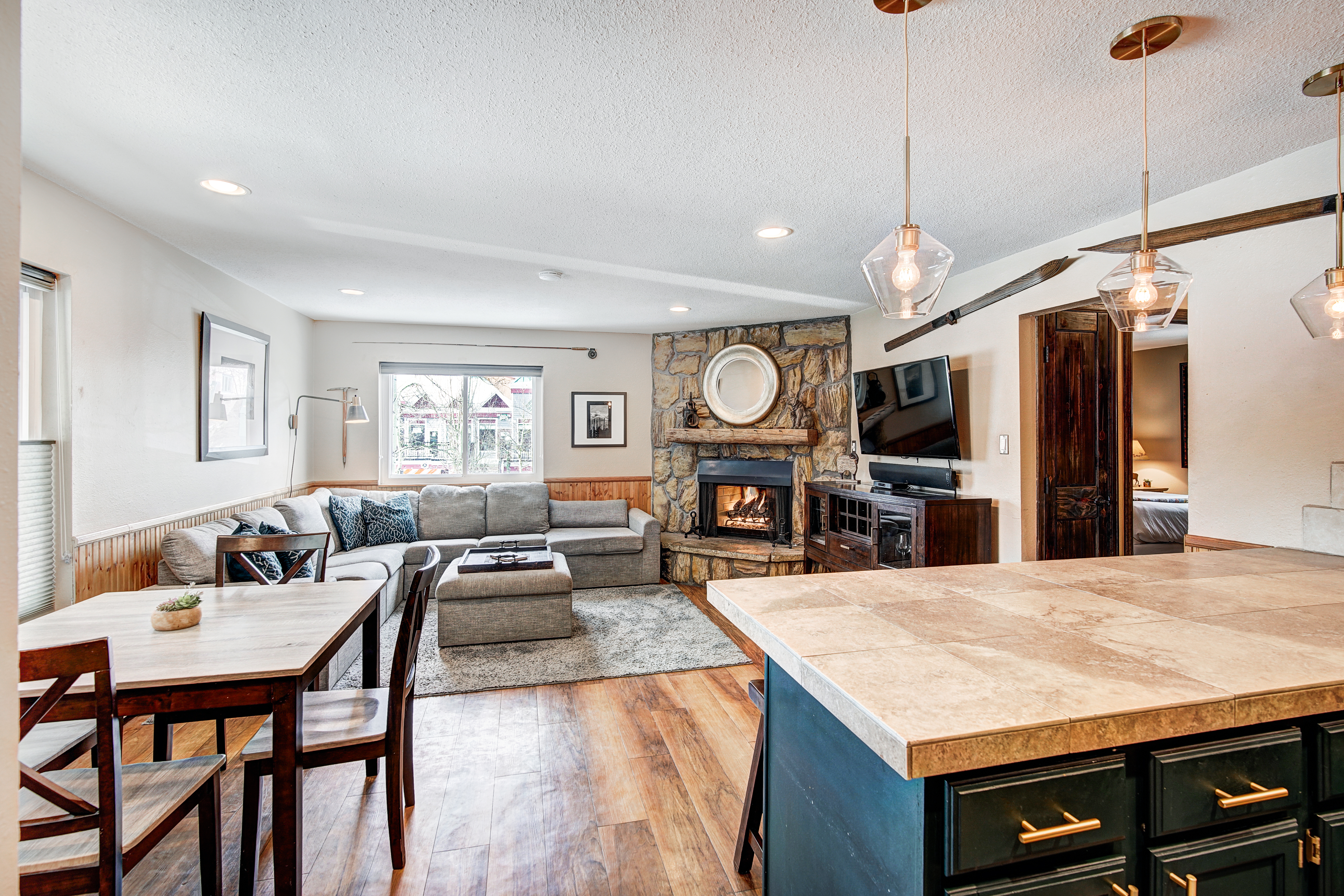 412 S Main Street Unit# 1B1