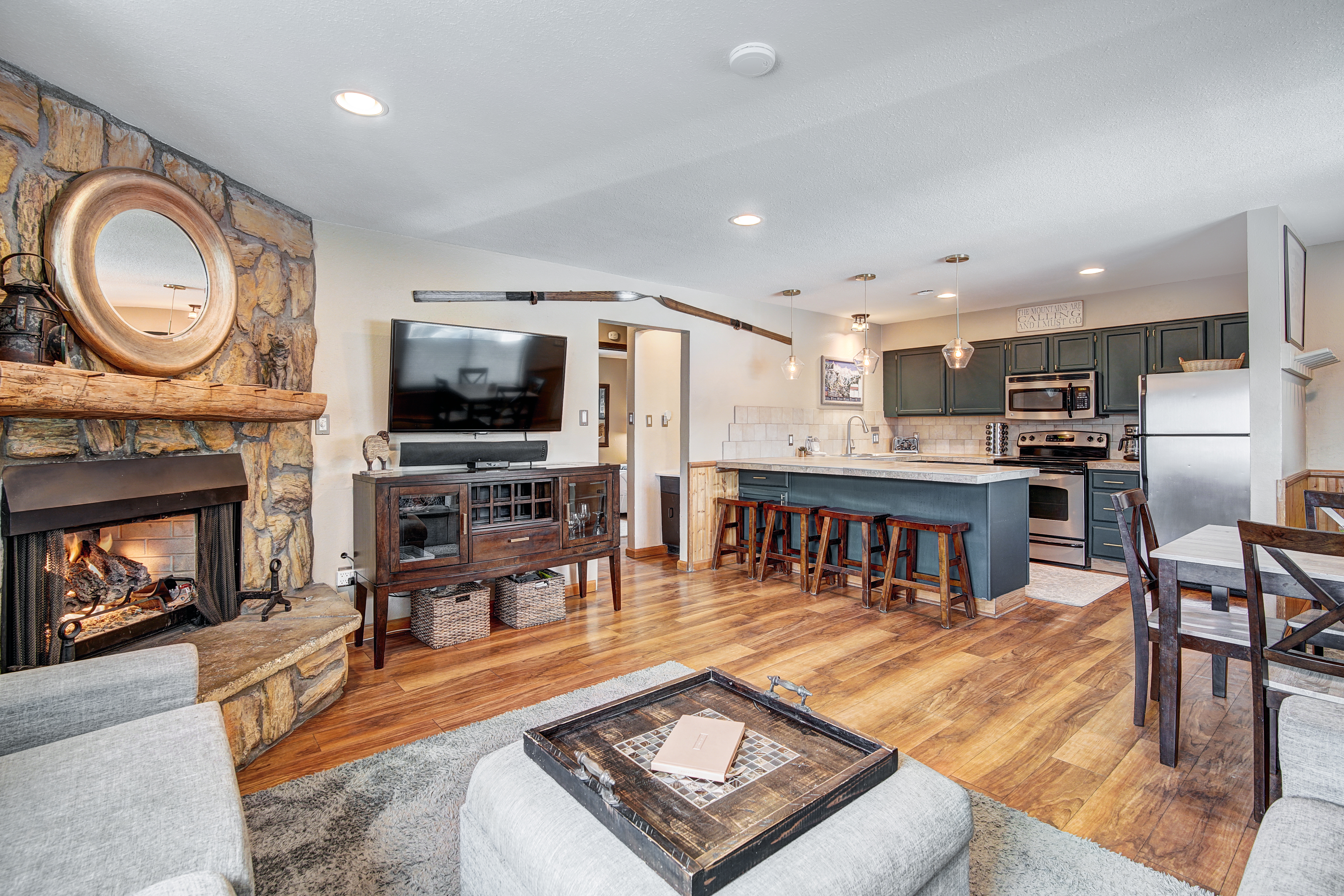 412 S Main Street Unit# 1B1