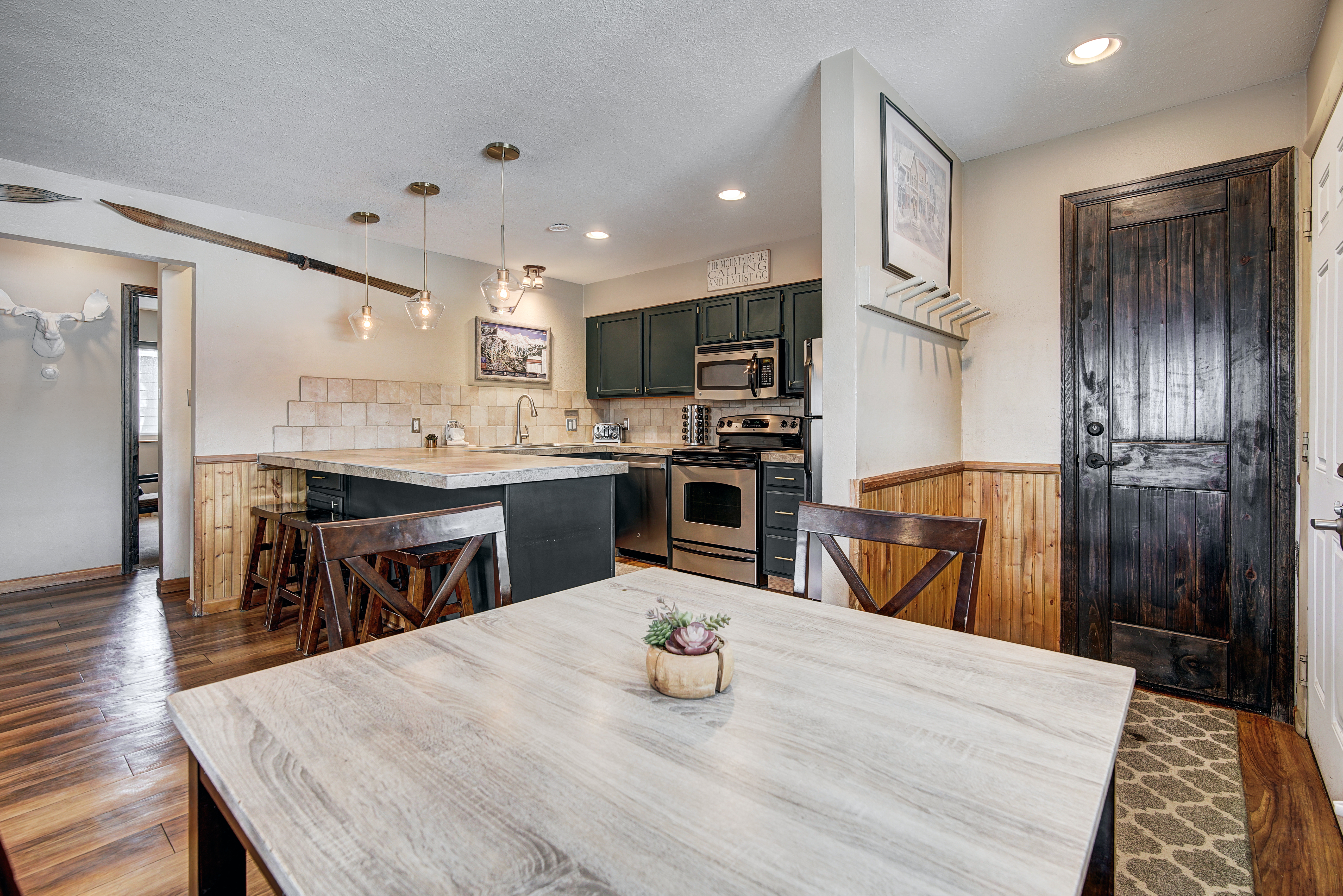 412 S Main Street Unit# 1B1