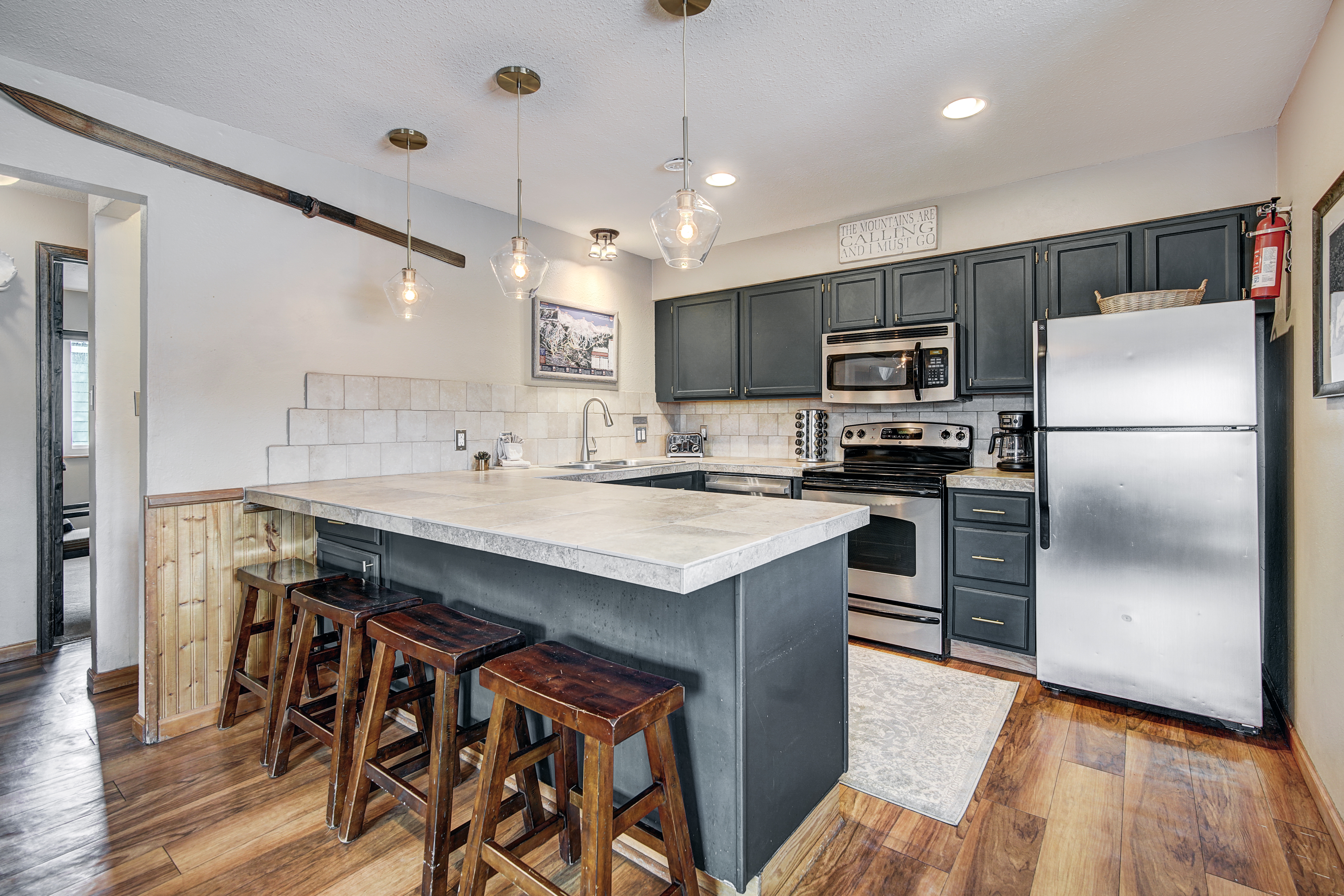 412 S Main Street Unit# 1B1