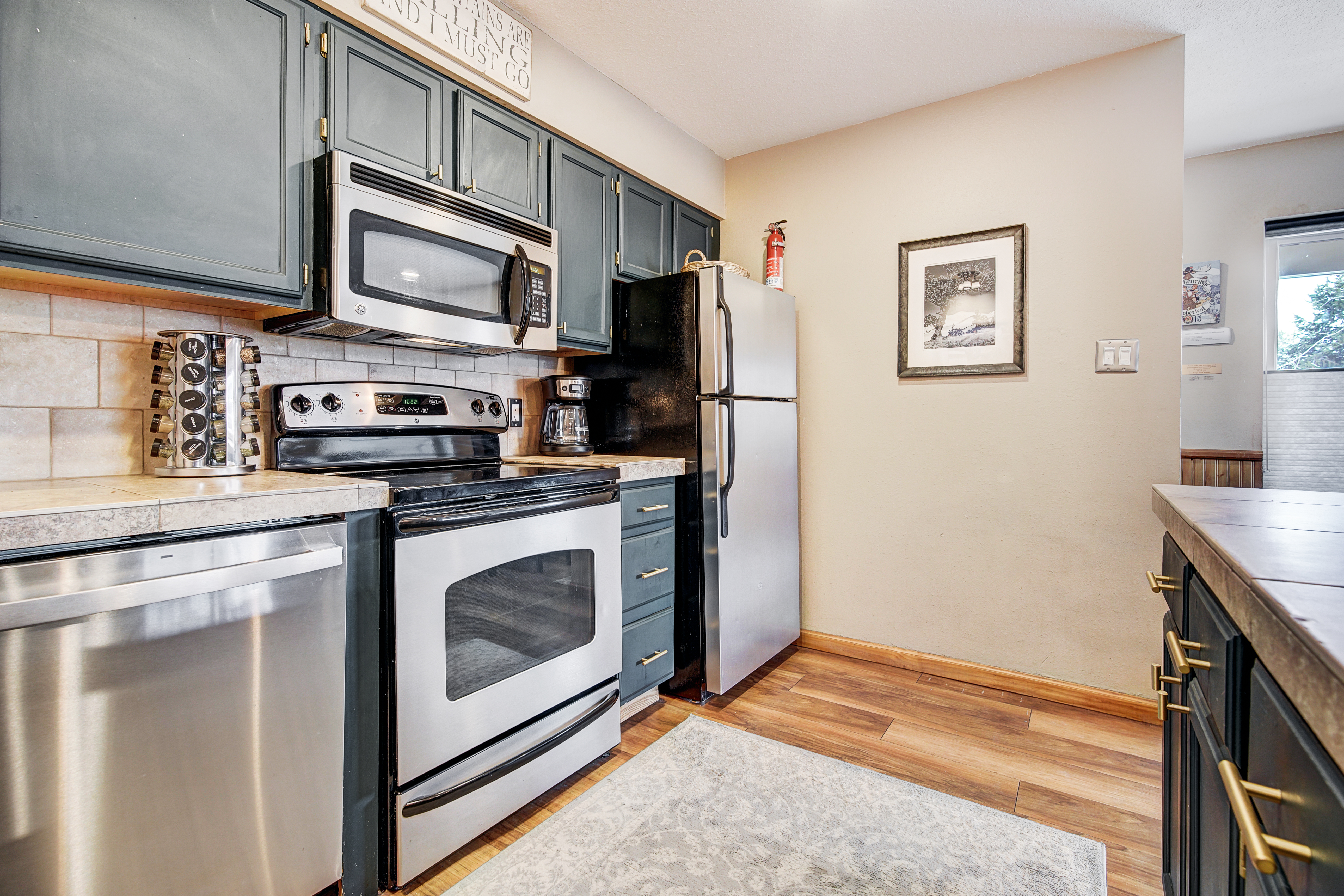 412 S Main Street Unit# 1B1