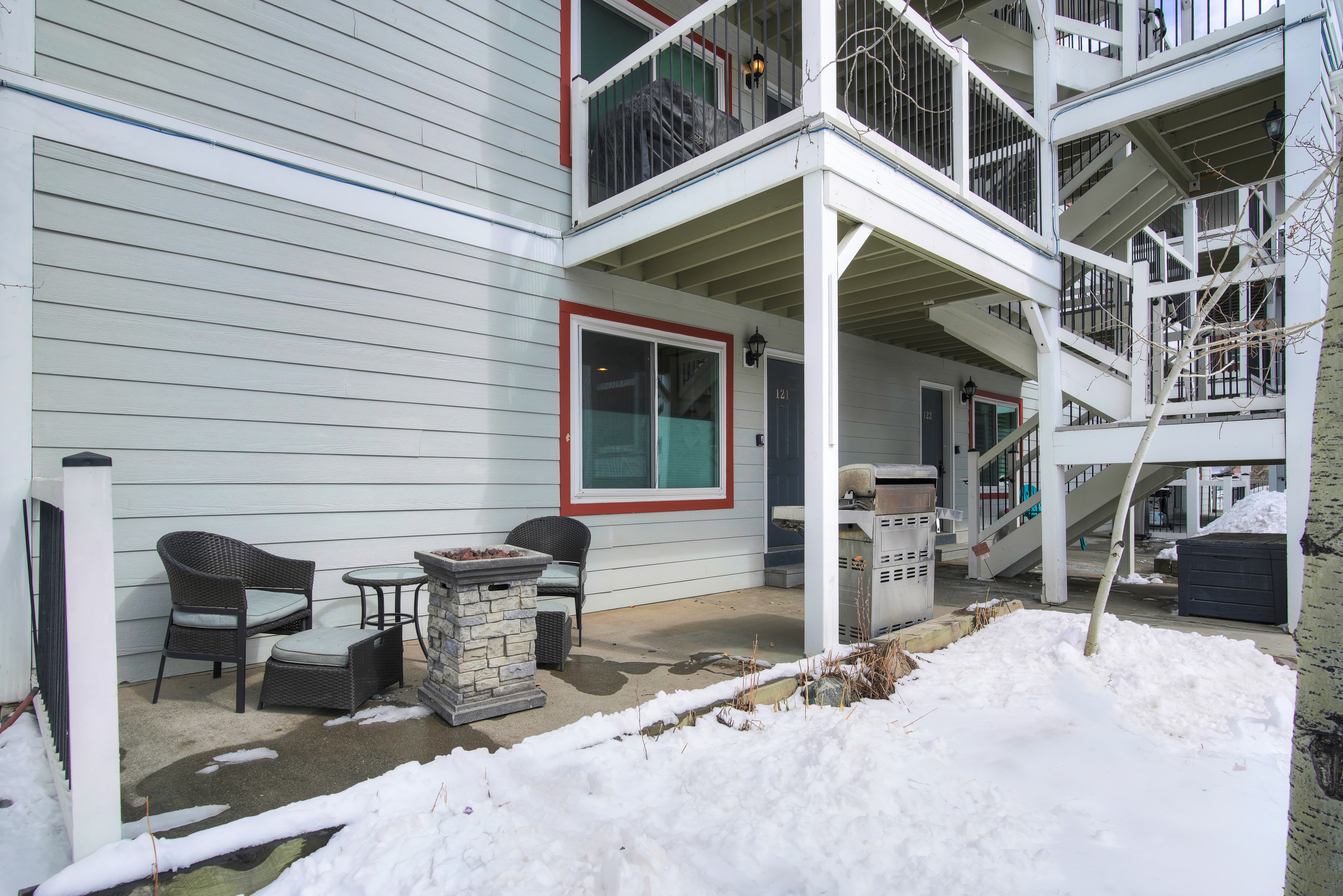 412 S Main Street Unit# 1B1