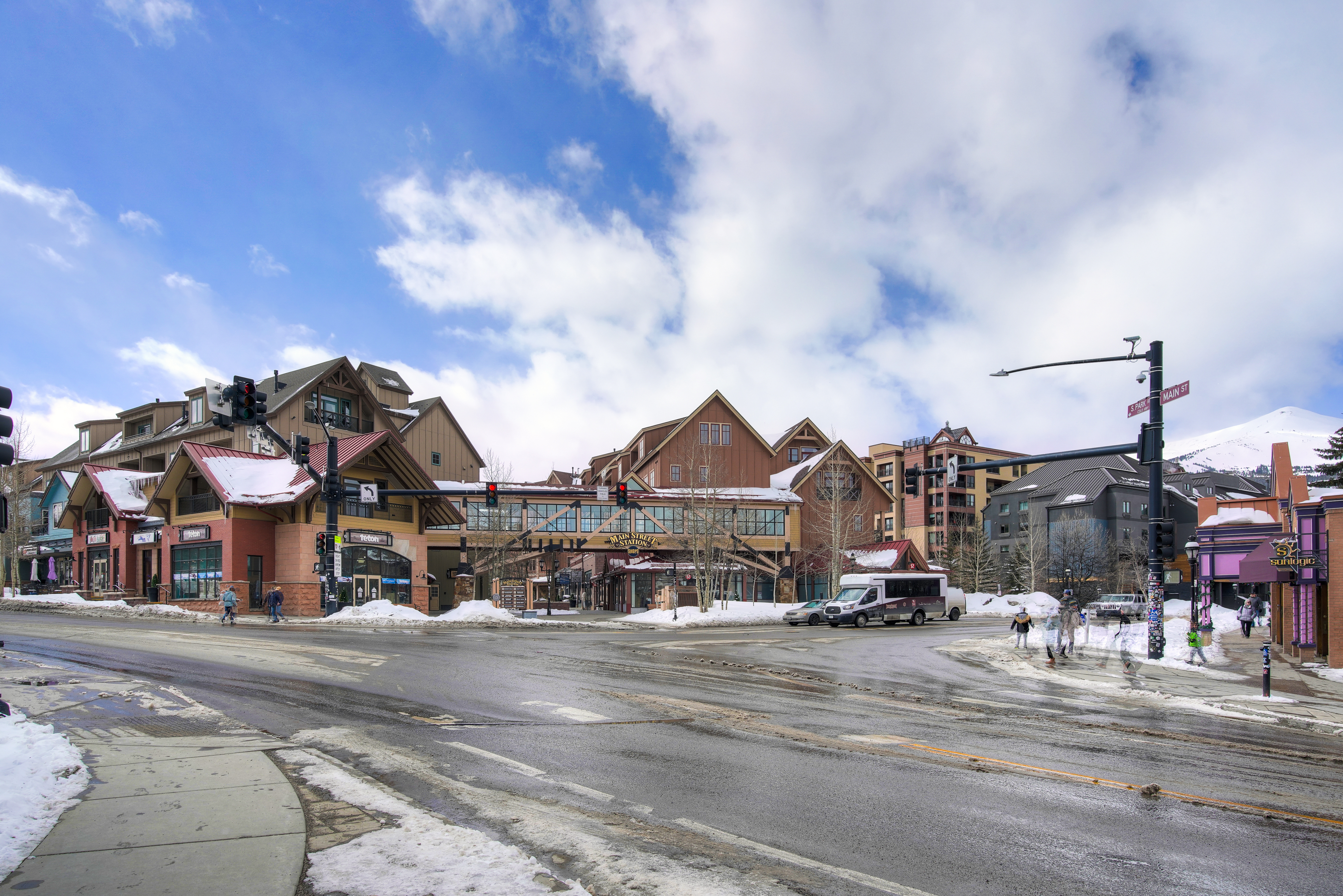 412 S Main Street Unit# 1B1