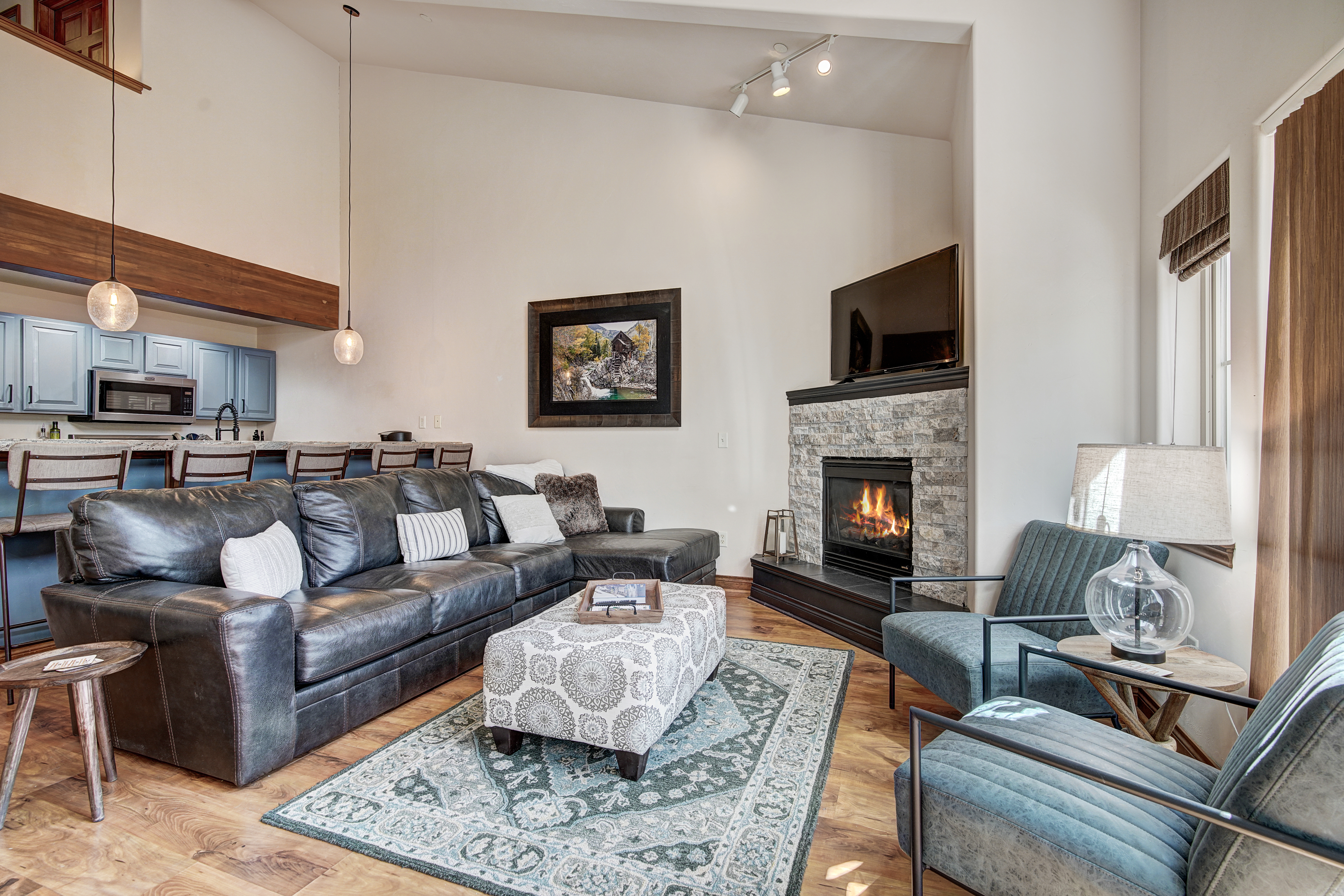 801 Lakepoint Drive Unit# B16