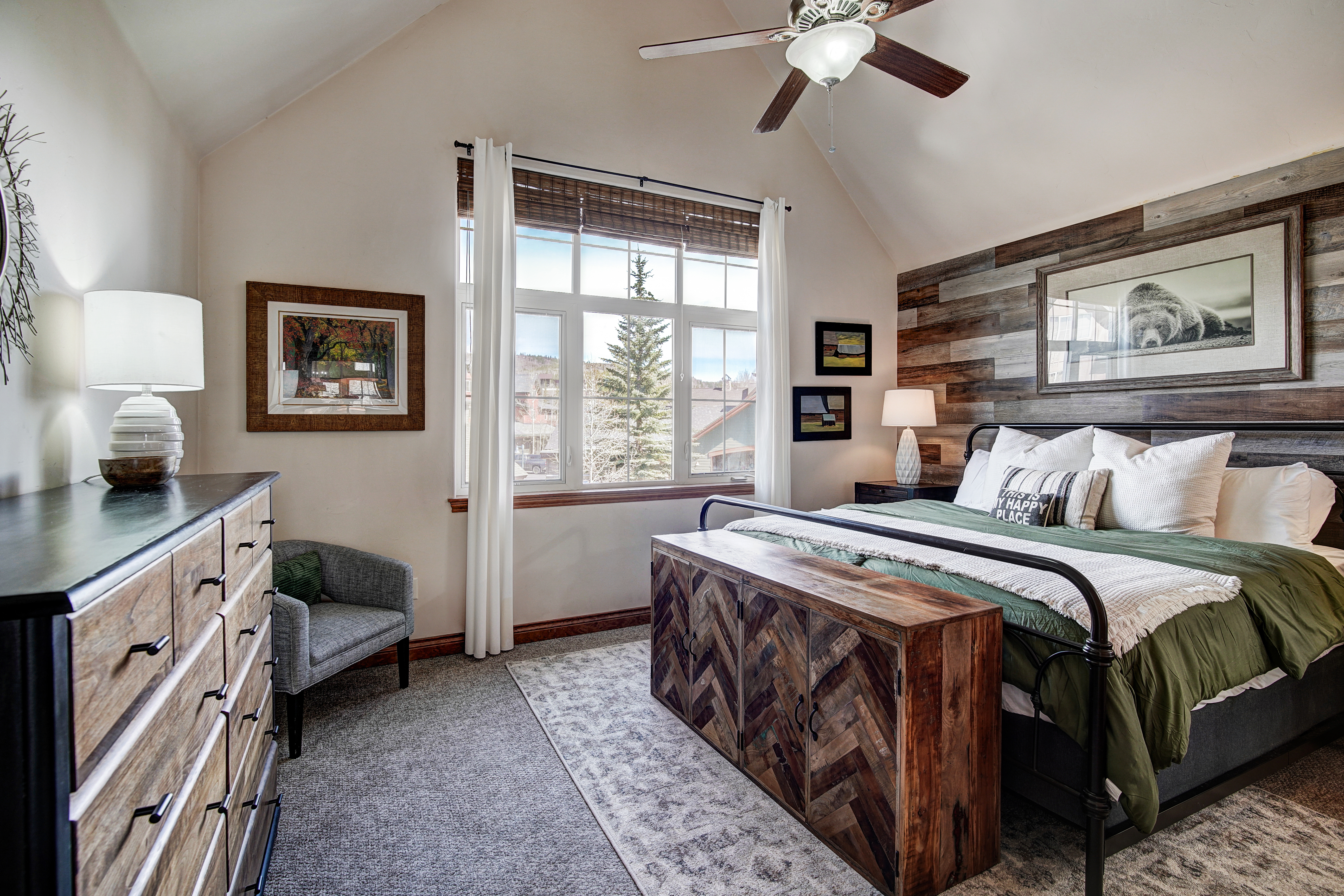 801 Lakepoint Drive Unit# B16