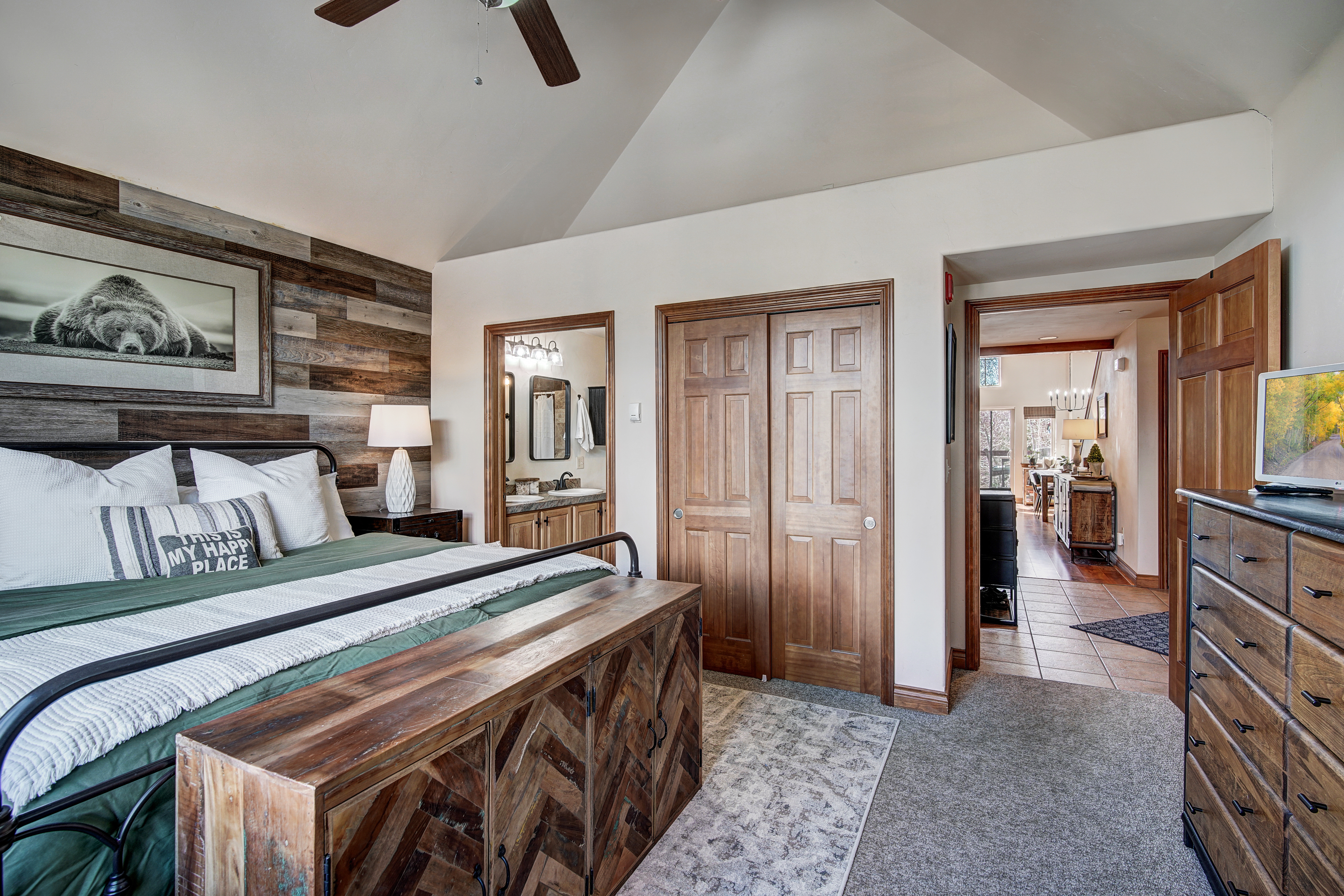 801 Lakepoint Drive Unit# B16