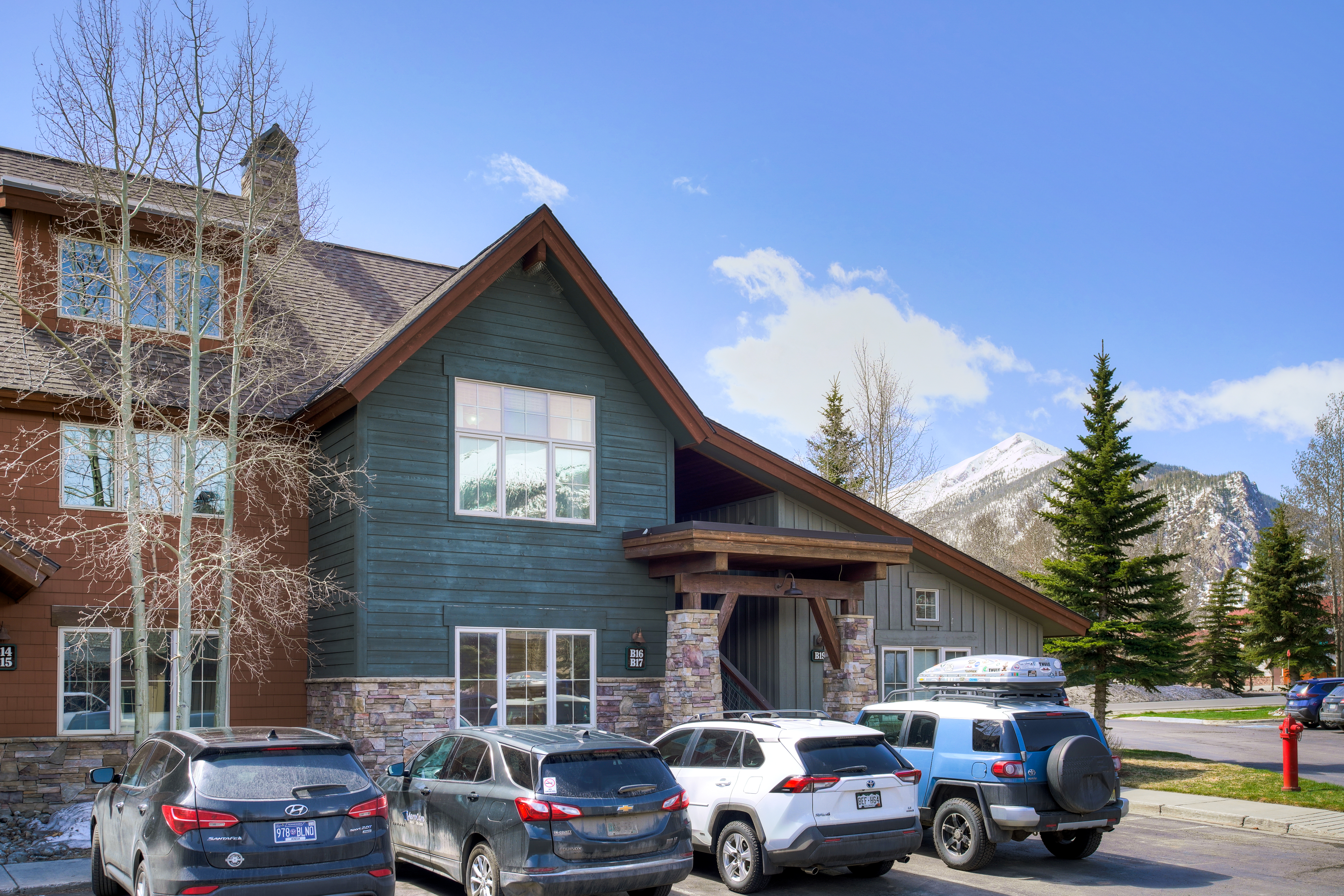 801 Lakepoint Drive Unit# B16