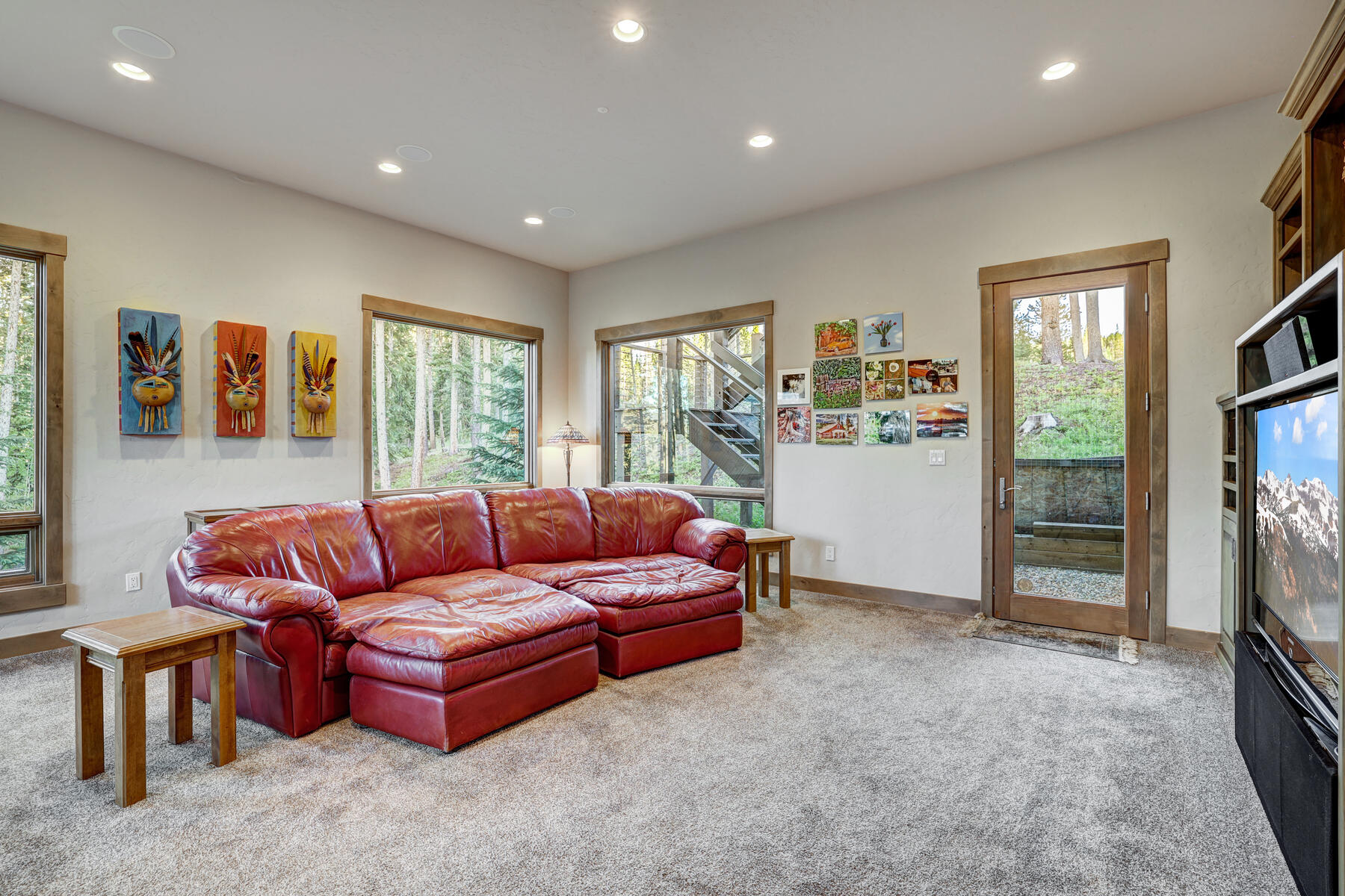 712 Preston Way 