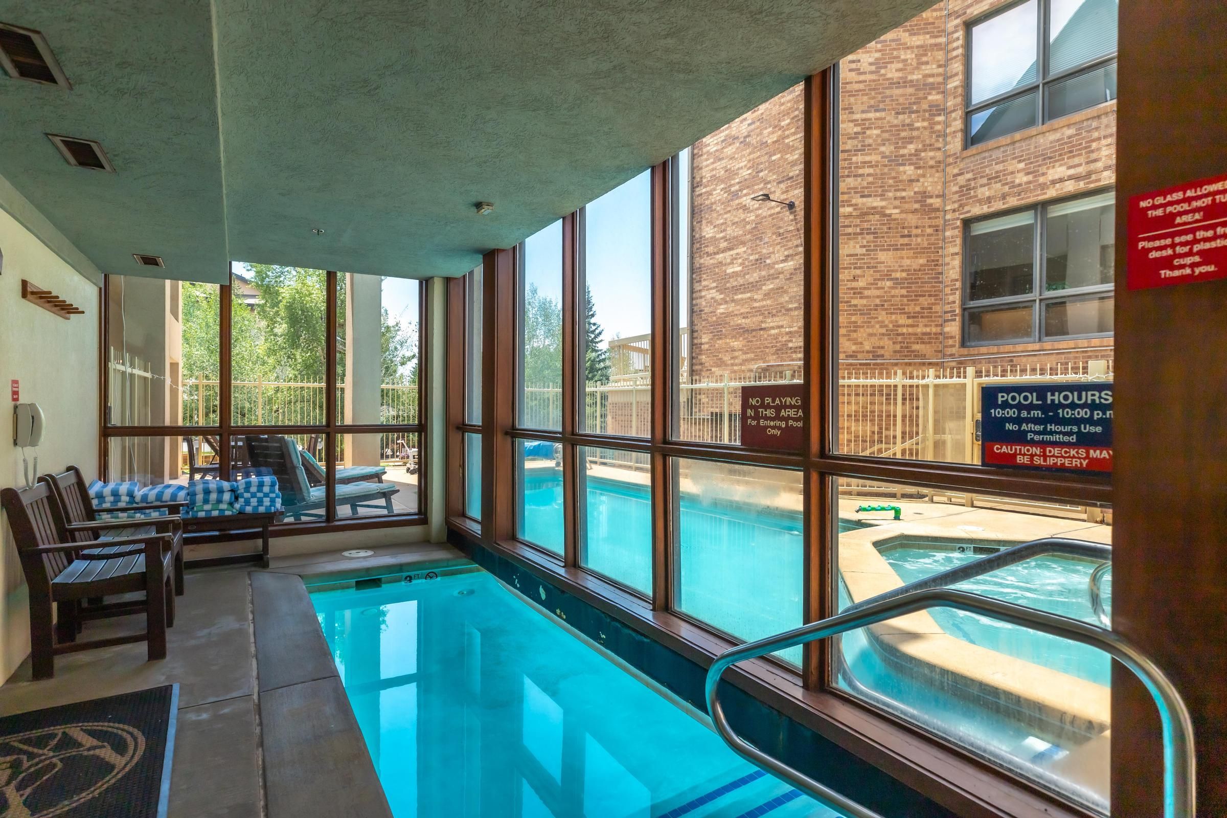 2306 Ski Trail Lane Unit# 121