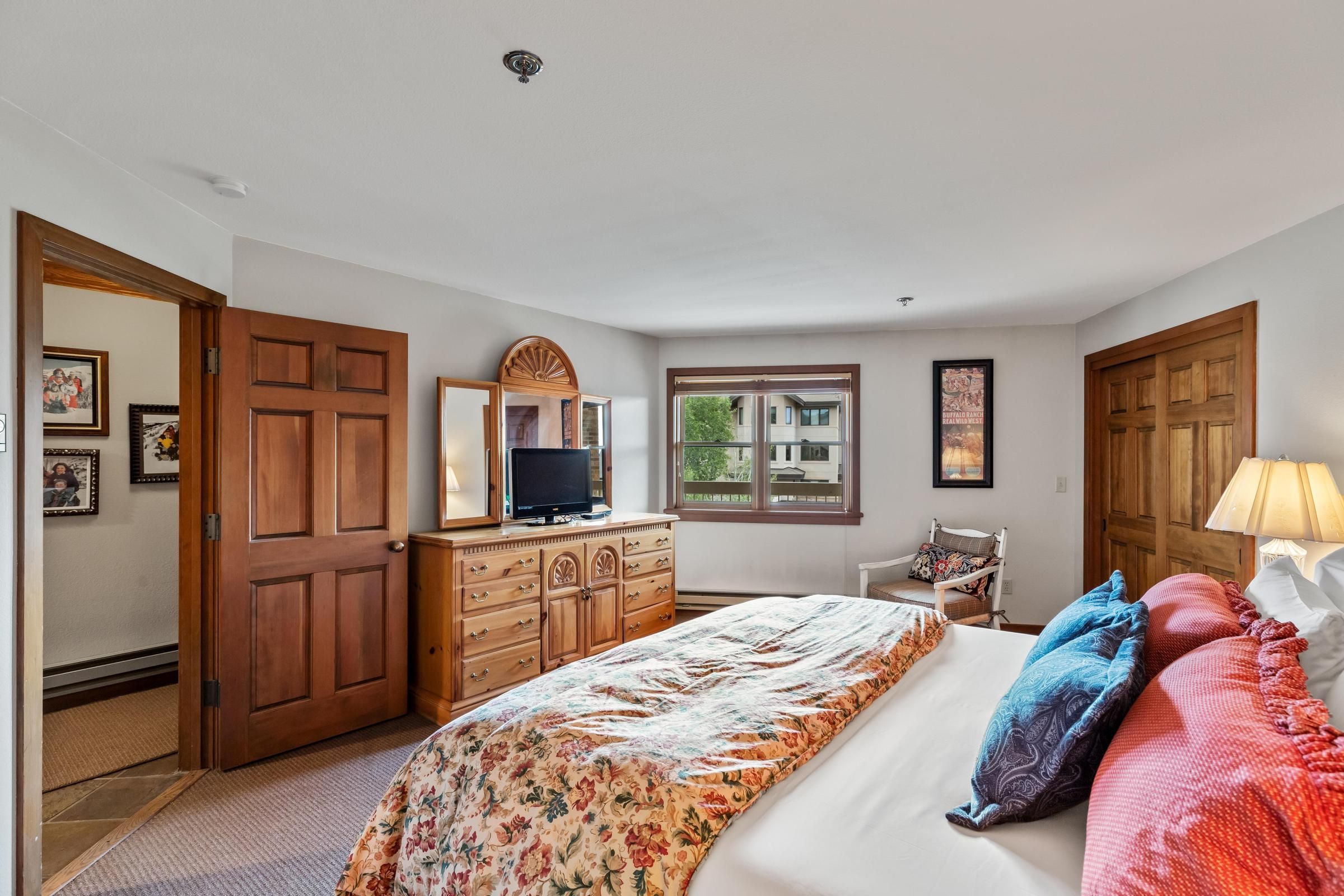 2306 Ski Trail Lane Unit# 121