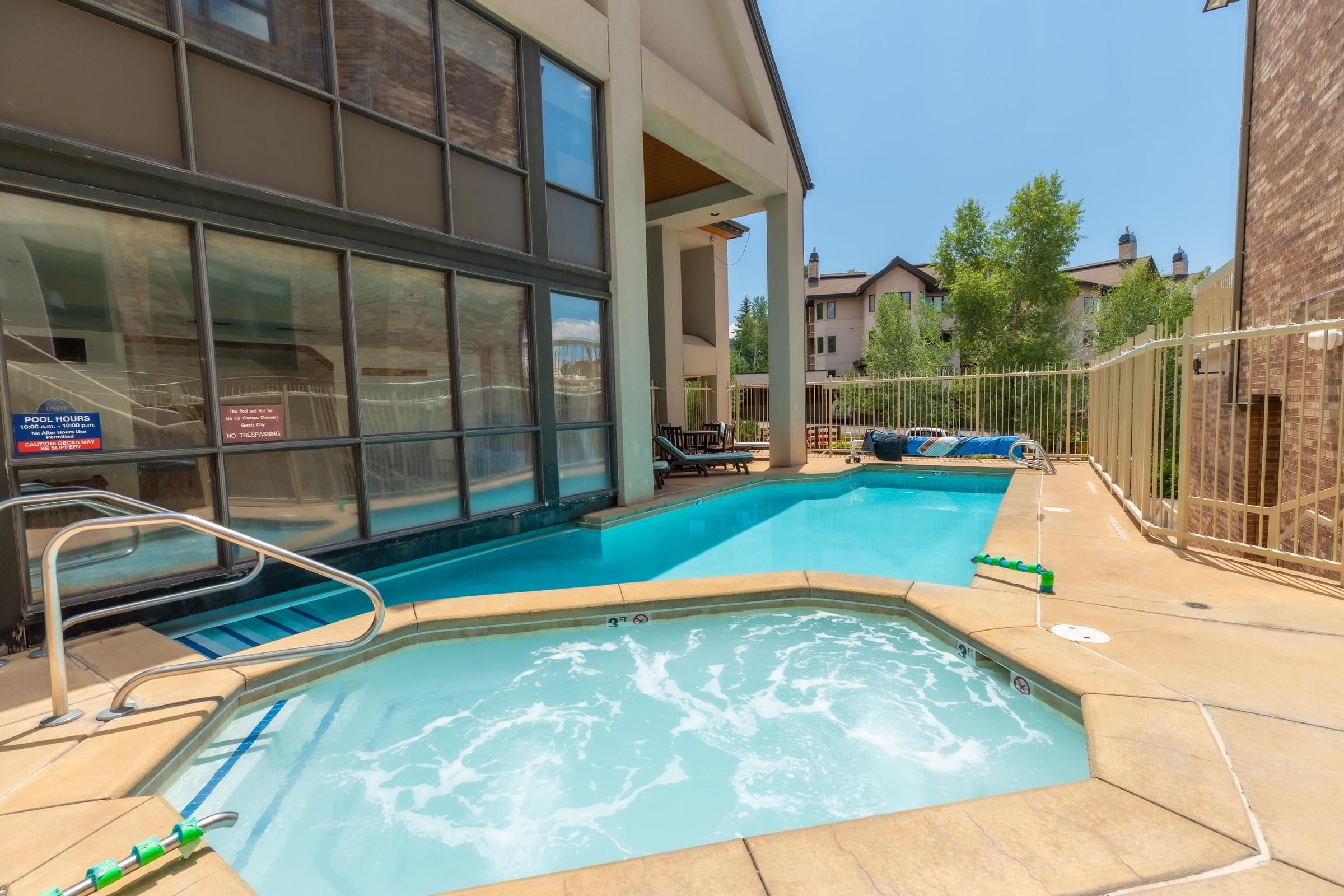 2306 Ski Trail Lane Unit# 121