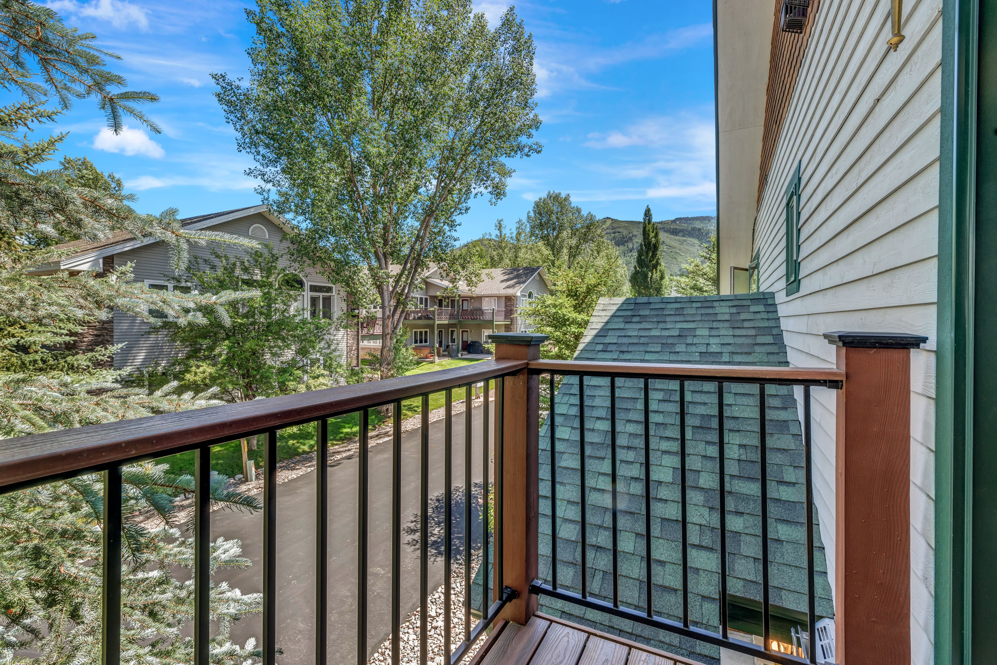 1551 Thistlebrook Lane Unit# 1551