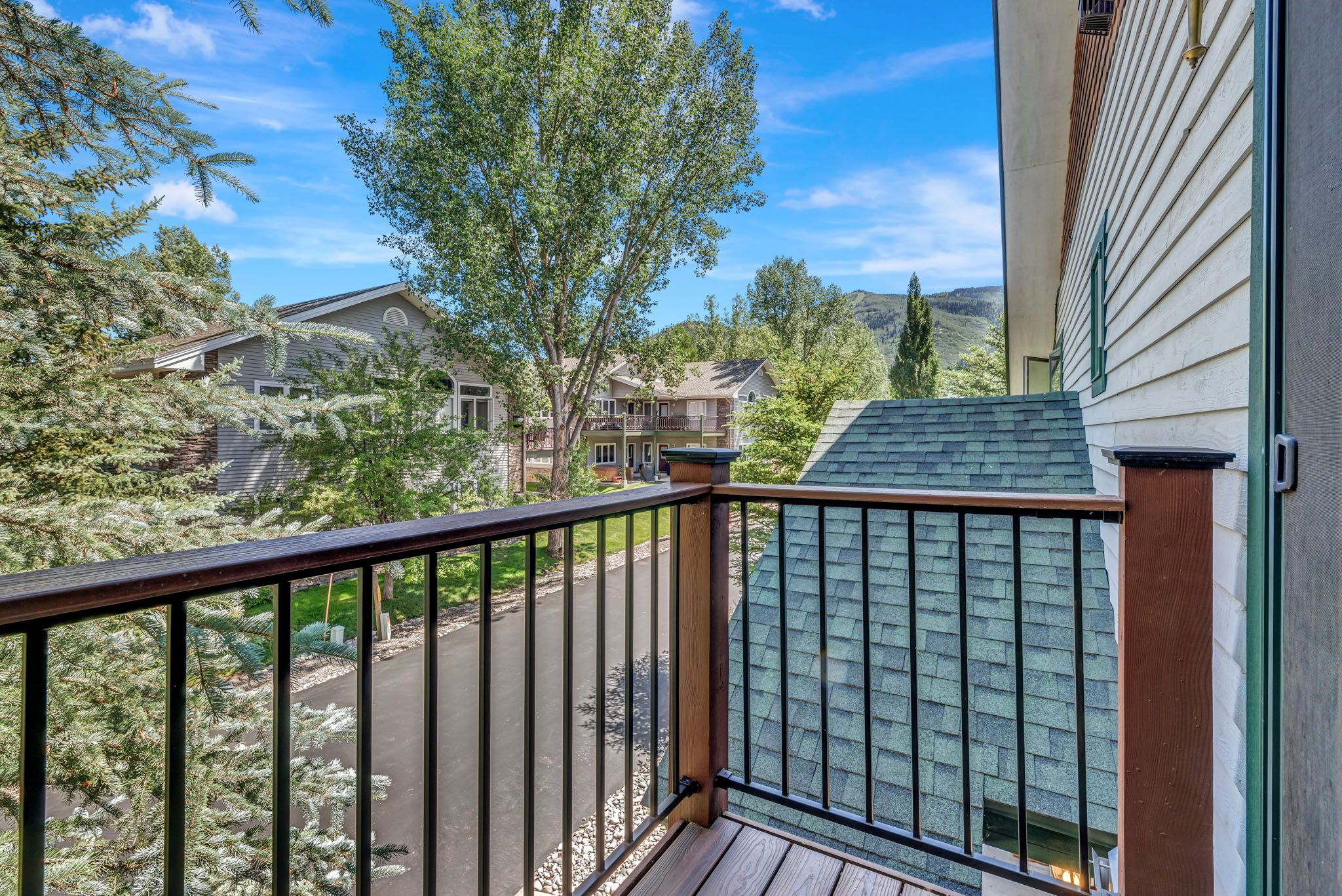 1551 Thistlebrook Lane Unit# 1551
