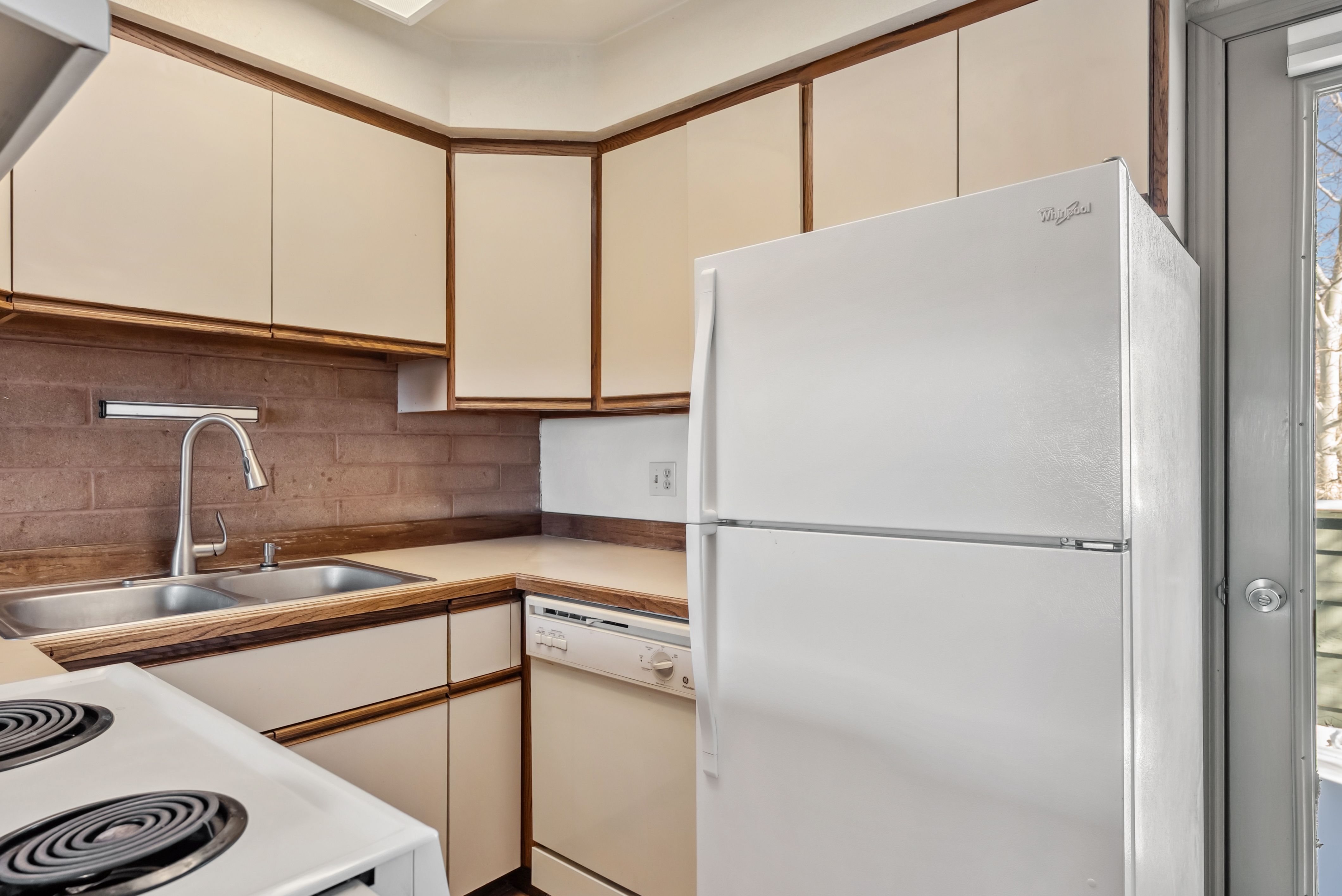 761 Rainbow Drive Unit# 761B