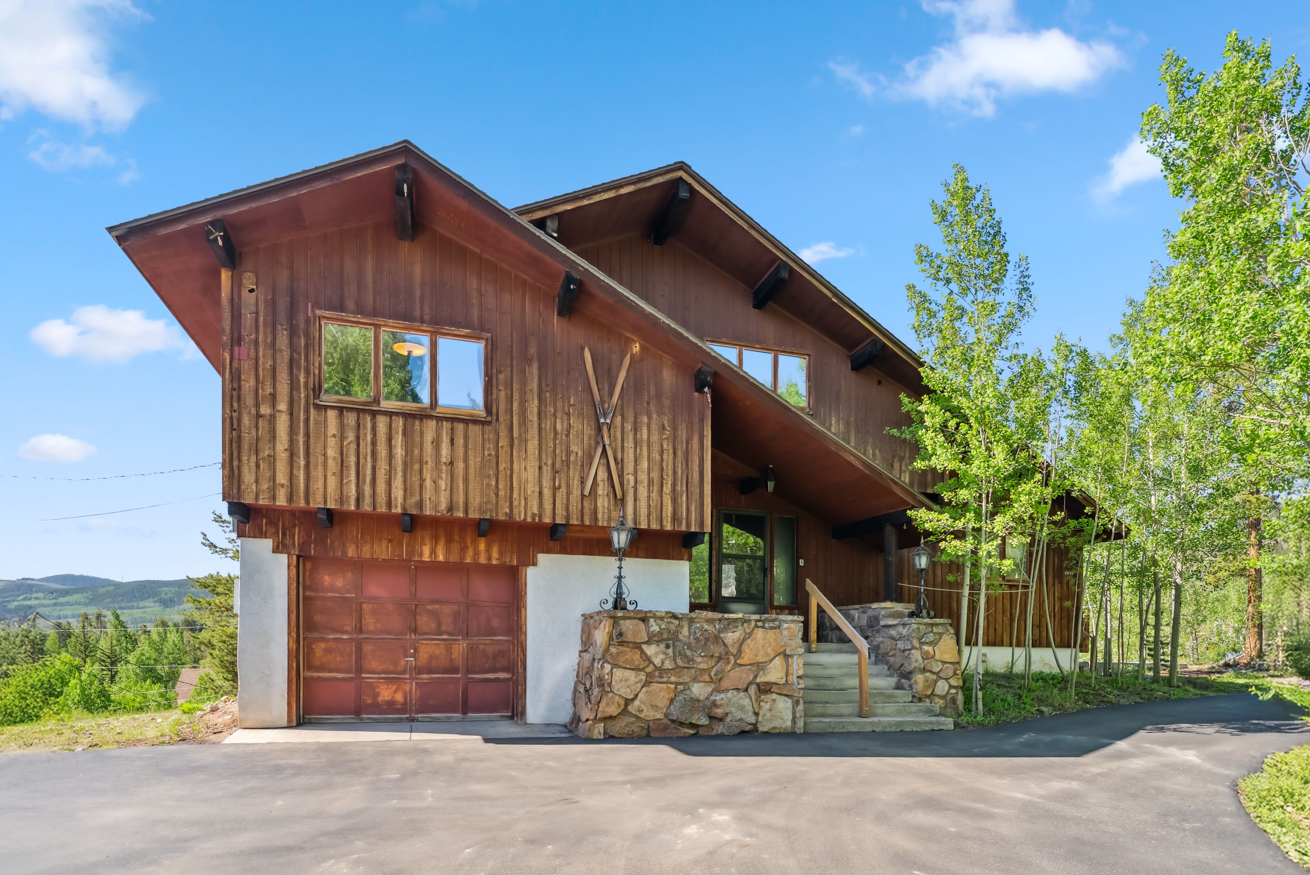 224 Highwood Terrace 